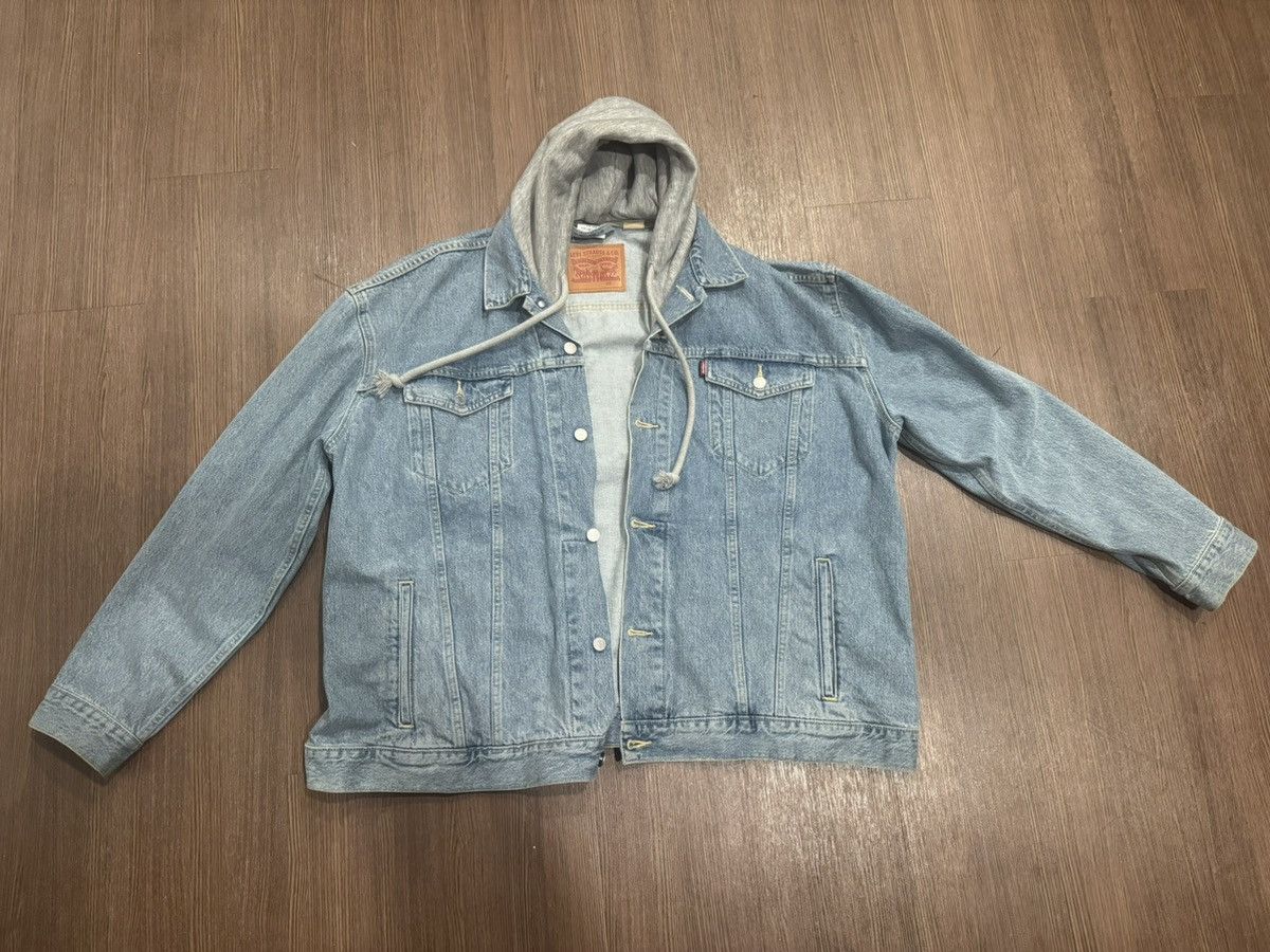 Levi's × Vetements Vetements x Levi's reworked denim jacket | Grailed