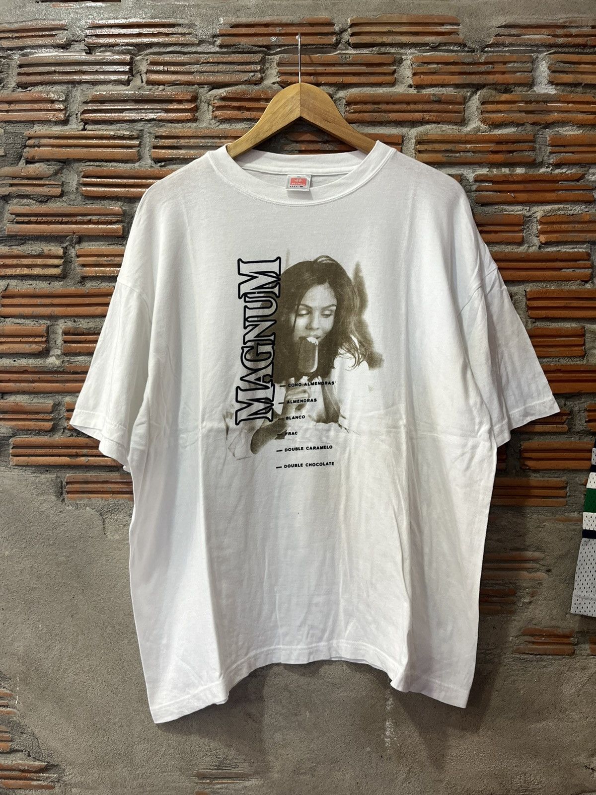 Vintage Vintage NAGNUM Photo promo Ice Cream 00’s Tshirt Size US XL / EU 56 / 4 - 2 Thumbnail
