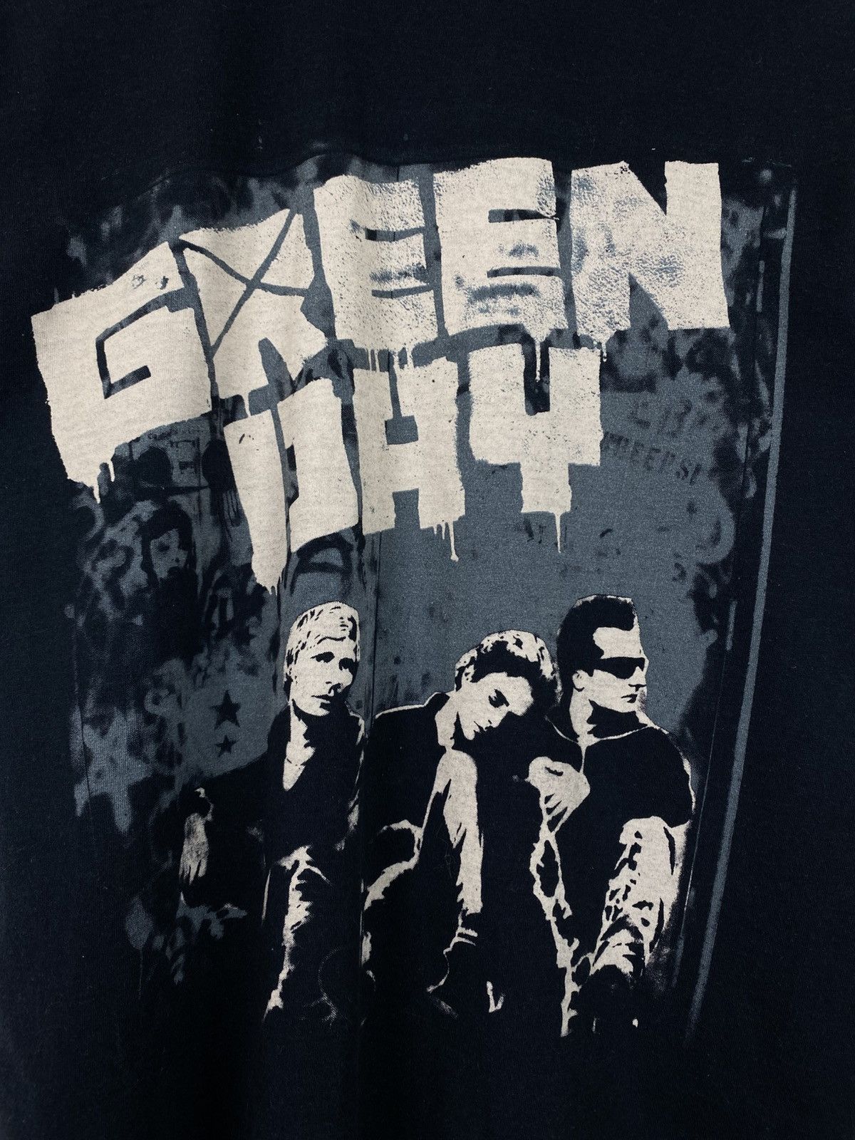 Band Tees Fruit of the Loom Green Day Rock Band Tour T-Shirt Black Top Size US S / EU 44-46 / 1 - 3 Thumbnail