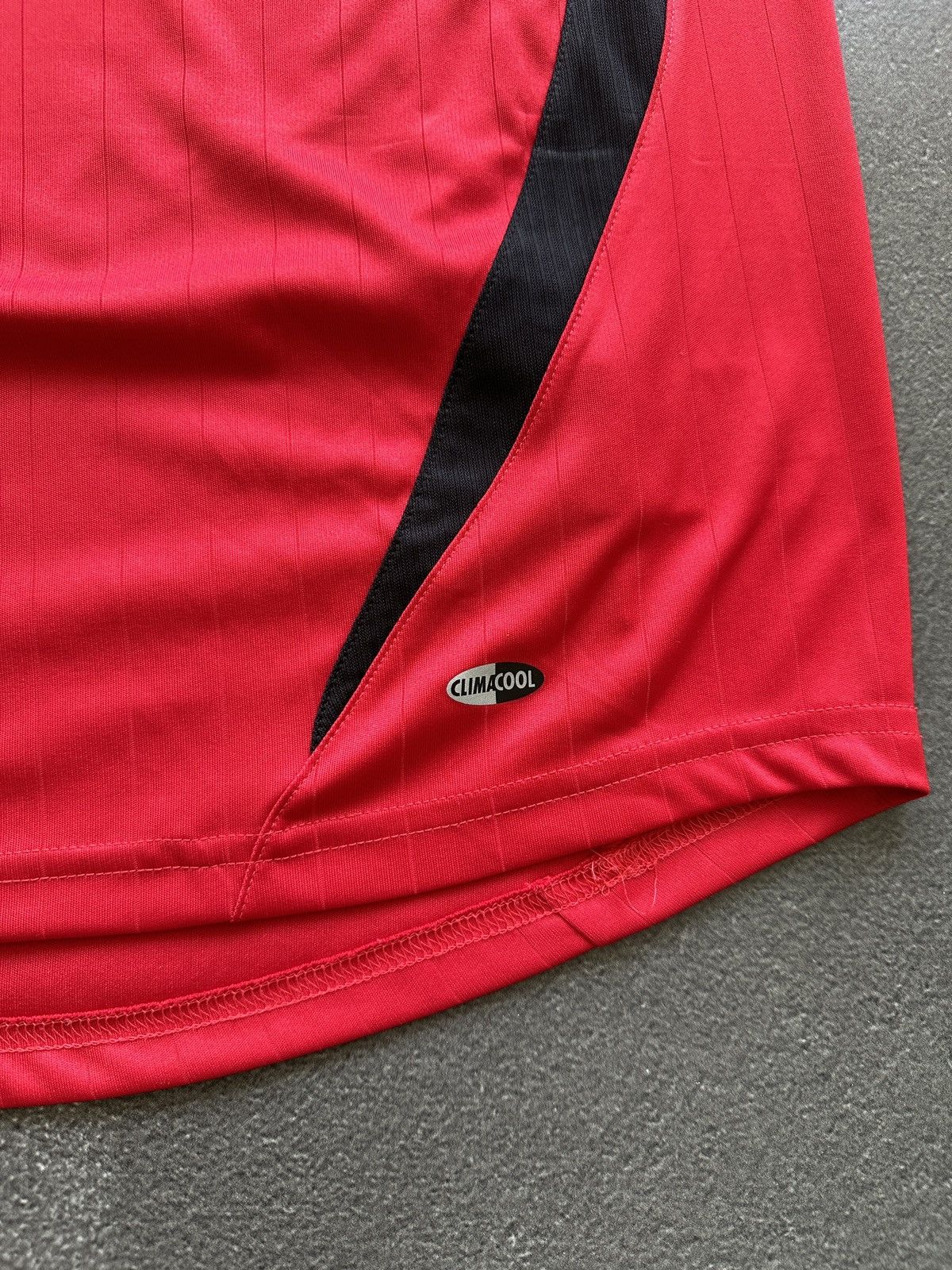 Adidas × Vintage Vintage Adidas Germany 2006 Soccer Football Jersey M Size US S / EU 44-46 / 1 - 4 Thumbnail