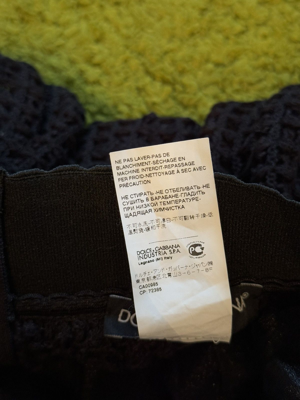 Designer × Dolce & Gabbana Dolce & Gabbana D&G avant garde mesh crochet skirt Size 26" / US 2 / IT 38 - 6 Thumbnail