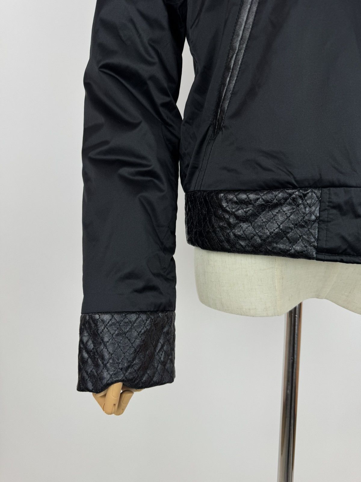 Miss Sixty Miss Sixty Fur Trim Jacket Avant Garde style black Bomber Size S / US 4 / IT 40 - 13 Thumbnail