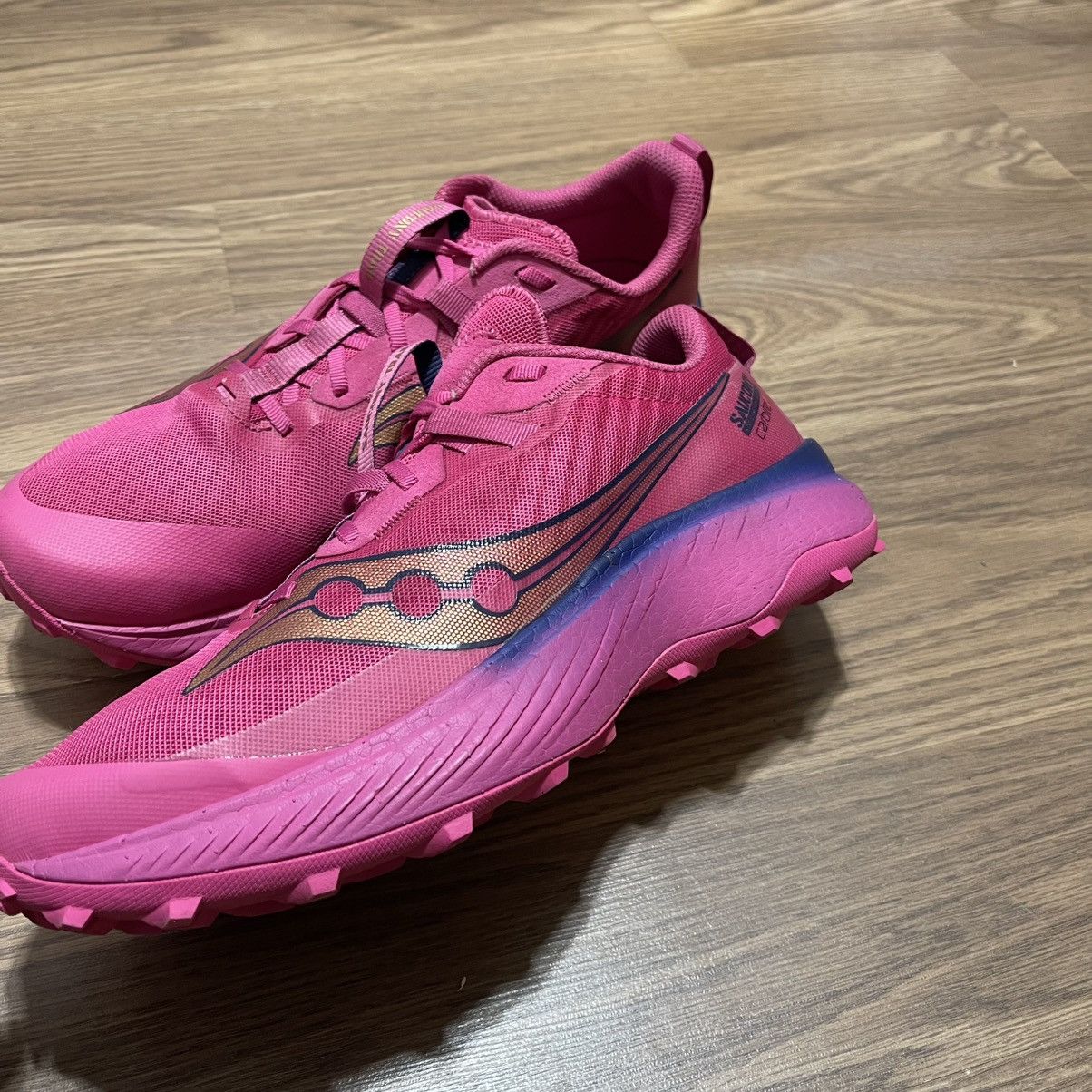 Saucony Saucony Endorphin Edge Trail Prospect Quartz Rose Size US 11.5 / EU 44-45 - 2 Thumbnail