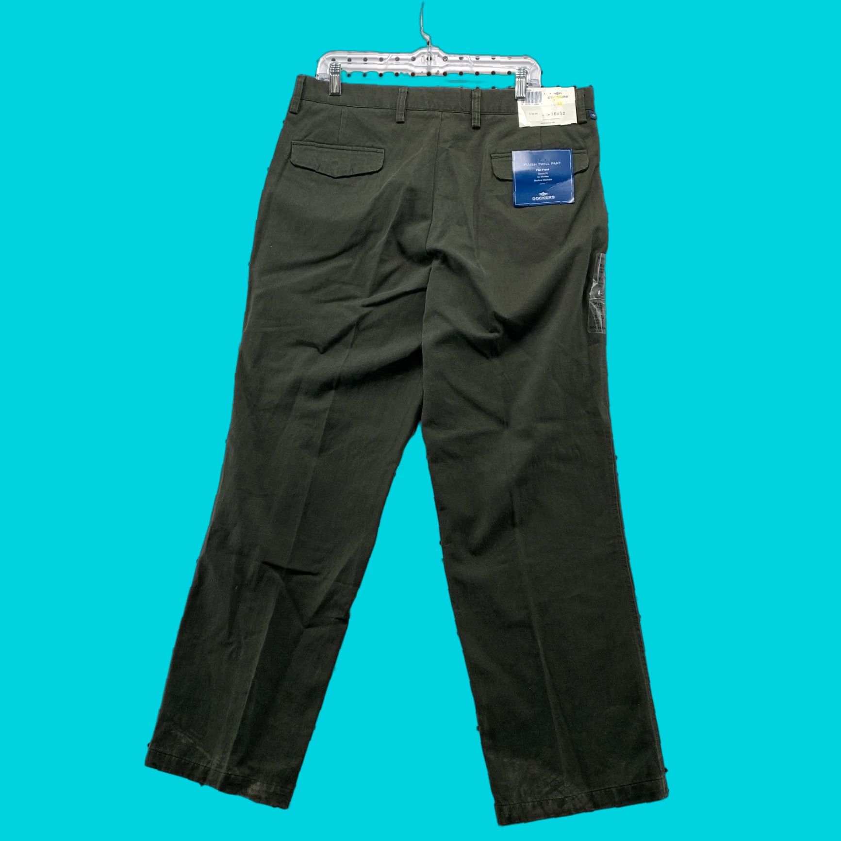 Dockers VINTAGE Dockers Chino Pants Mens 36x32 Green Classic Fit Flat Front NWT Size US 36 / EU 52 - 1 Thumbnail