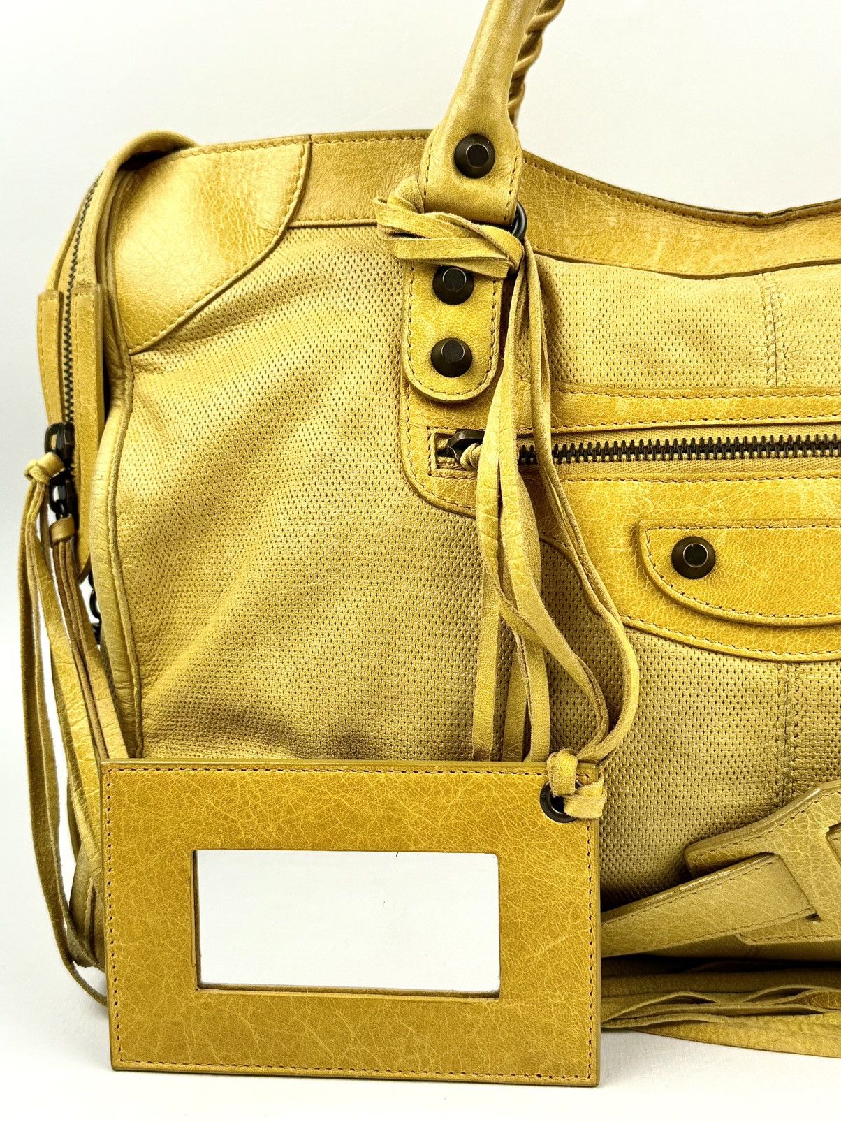 Balenciaga Balenciaga - Ghesquière - 2000’s - Lemon - Peforated - City Size ONE SIZE - 4 Thumbnail