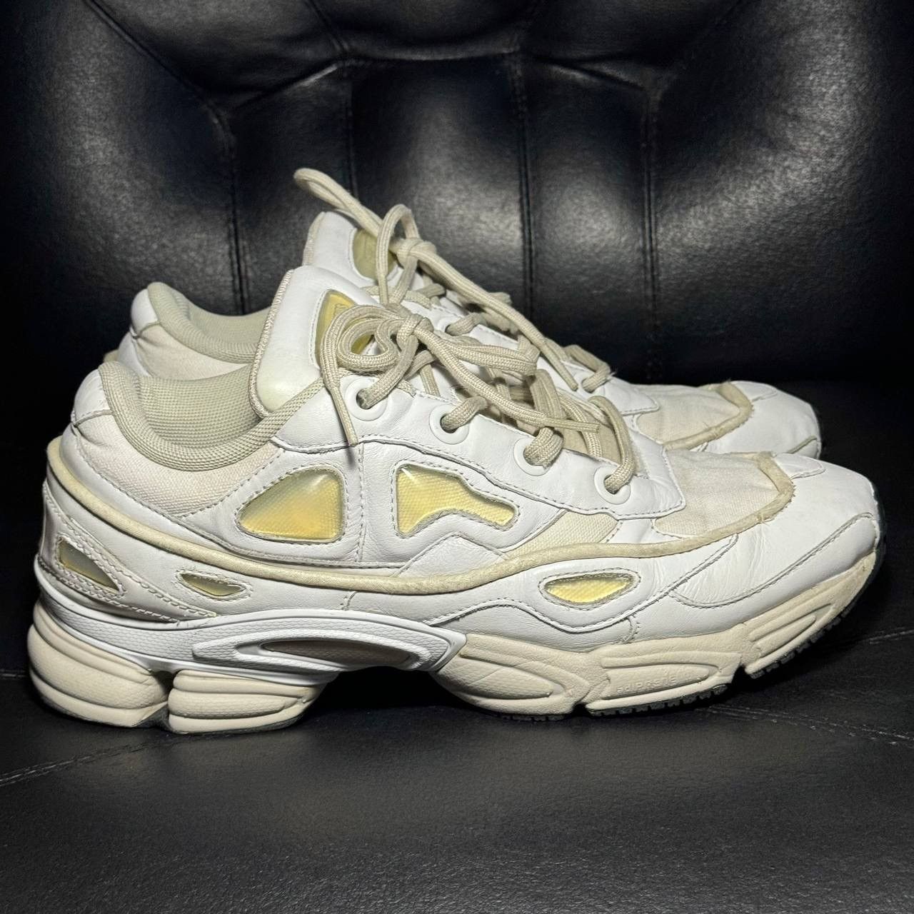 Adidas × Raf Simons Adidas Raf Simons Ozweego cream white Size US 8.5 / EU 41-42 - 1 Thumbnail