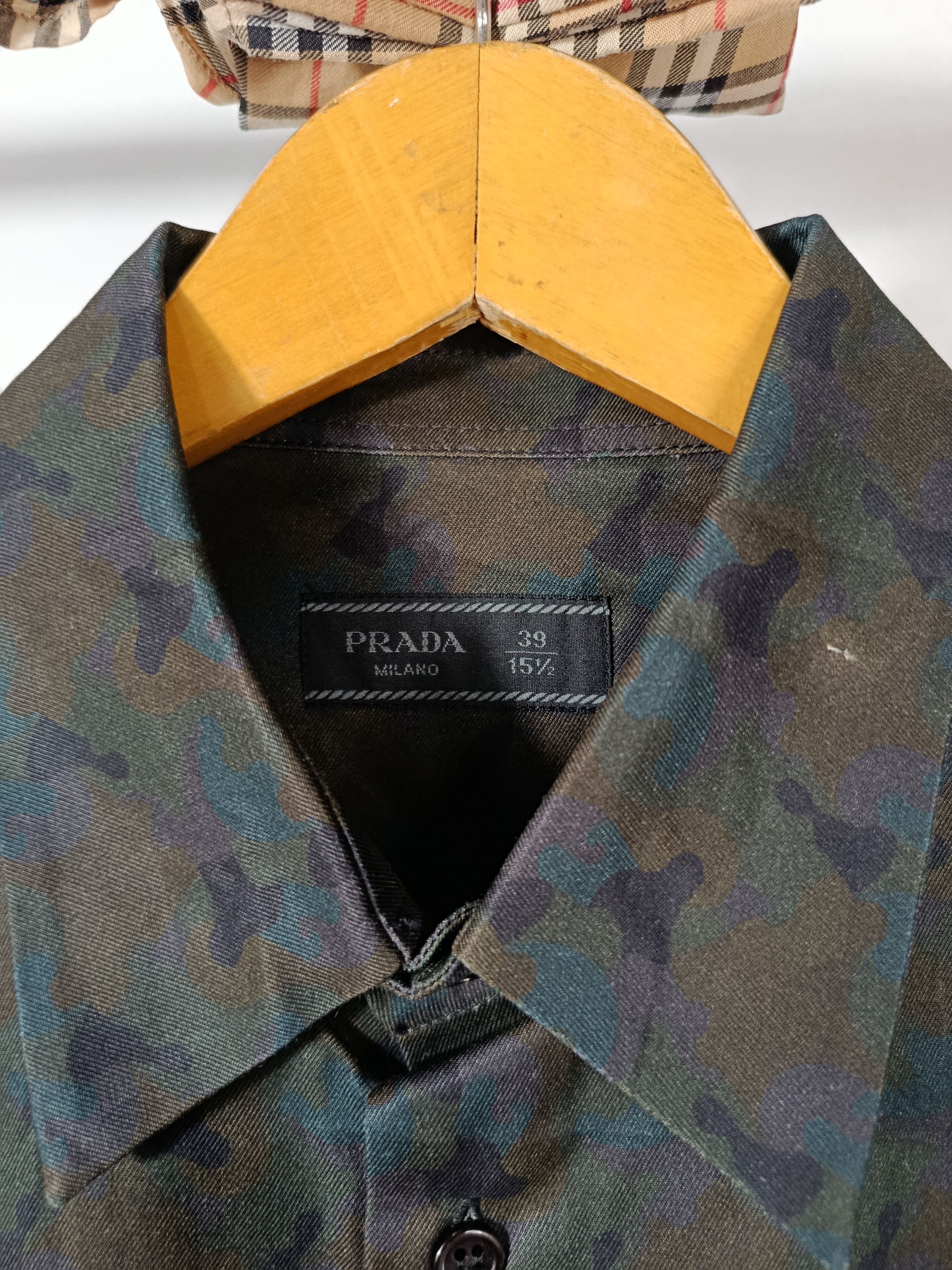 Prada Prada printed Shirts Size US L / EU 52-54 / 3 - 3 Thumbnail
