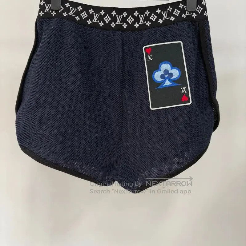 Louis Vuitton Louis Vuitton Navy Blue Women's Shorts Size S . Size 23" - 2 Thumbnail