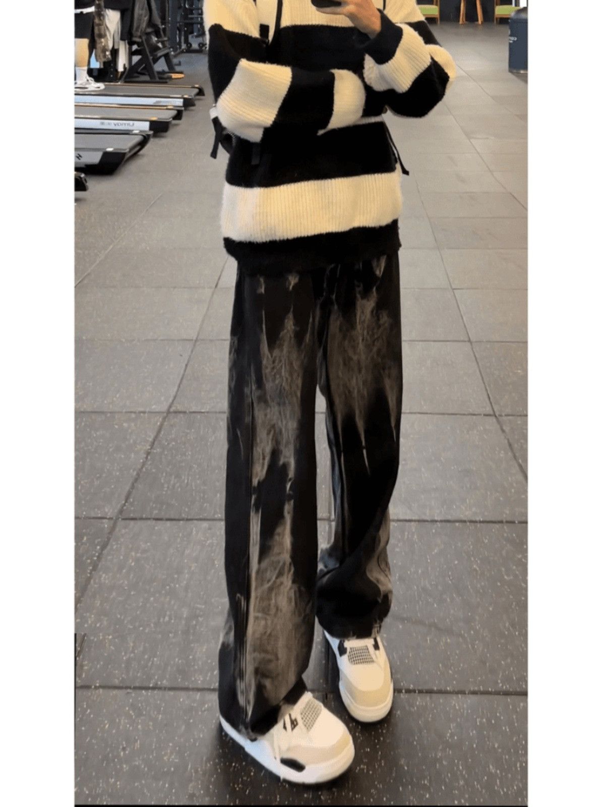 Japanese Brand American men's straight high waist flared tie-dye jeans Size US 32 / EU 48 - 2 Thumbnail