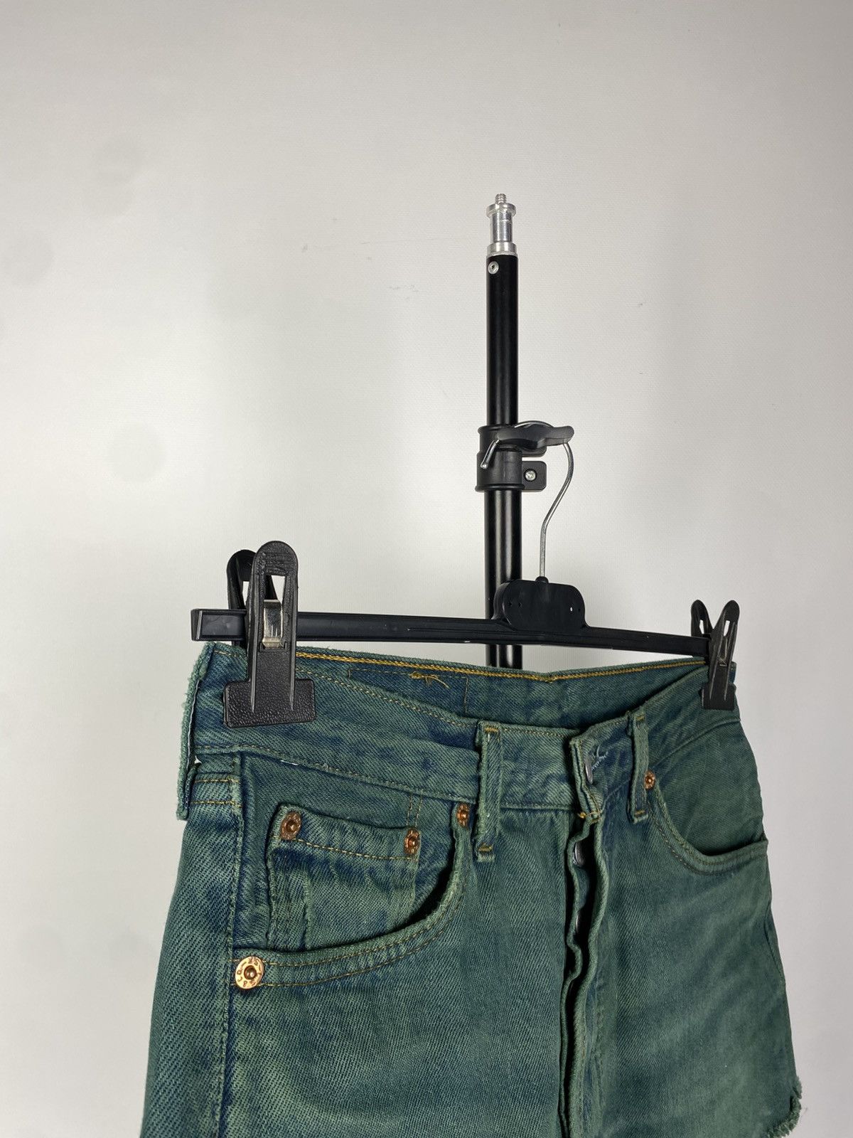 Levi's Vintage Clothing × Vintage Vintage 90s Levi’s Y2K Women’s Denim Shorts Size 29" - 2 Thumbnail