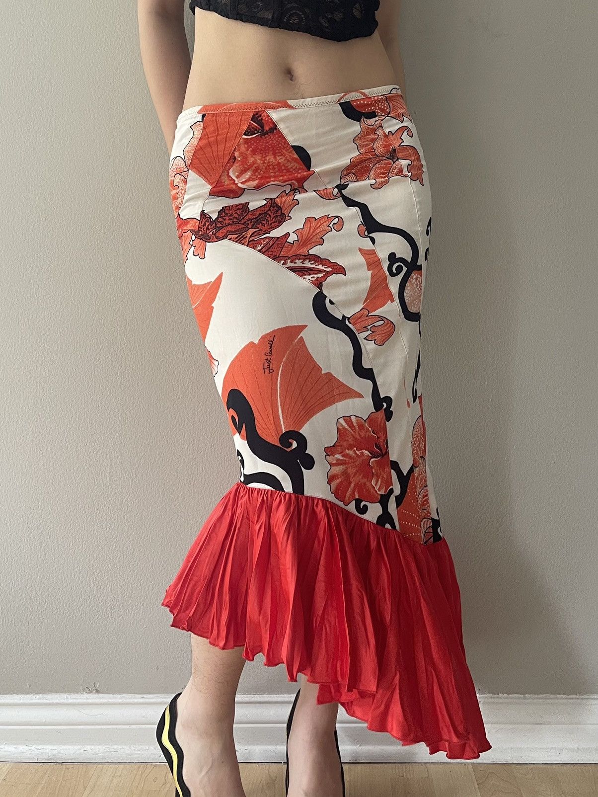 Roberto Cavalli cavalli asymmetric floral mermaid skirt Size 27" / US 4 / IT 40 - 1 Thumbnail