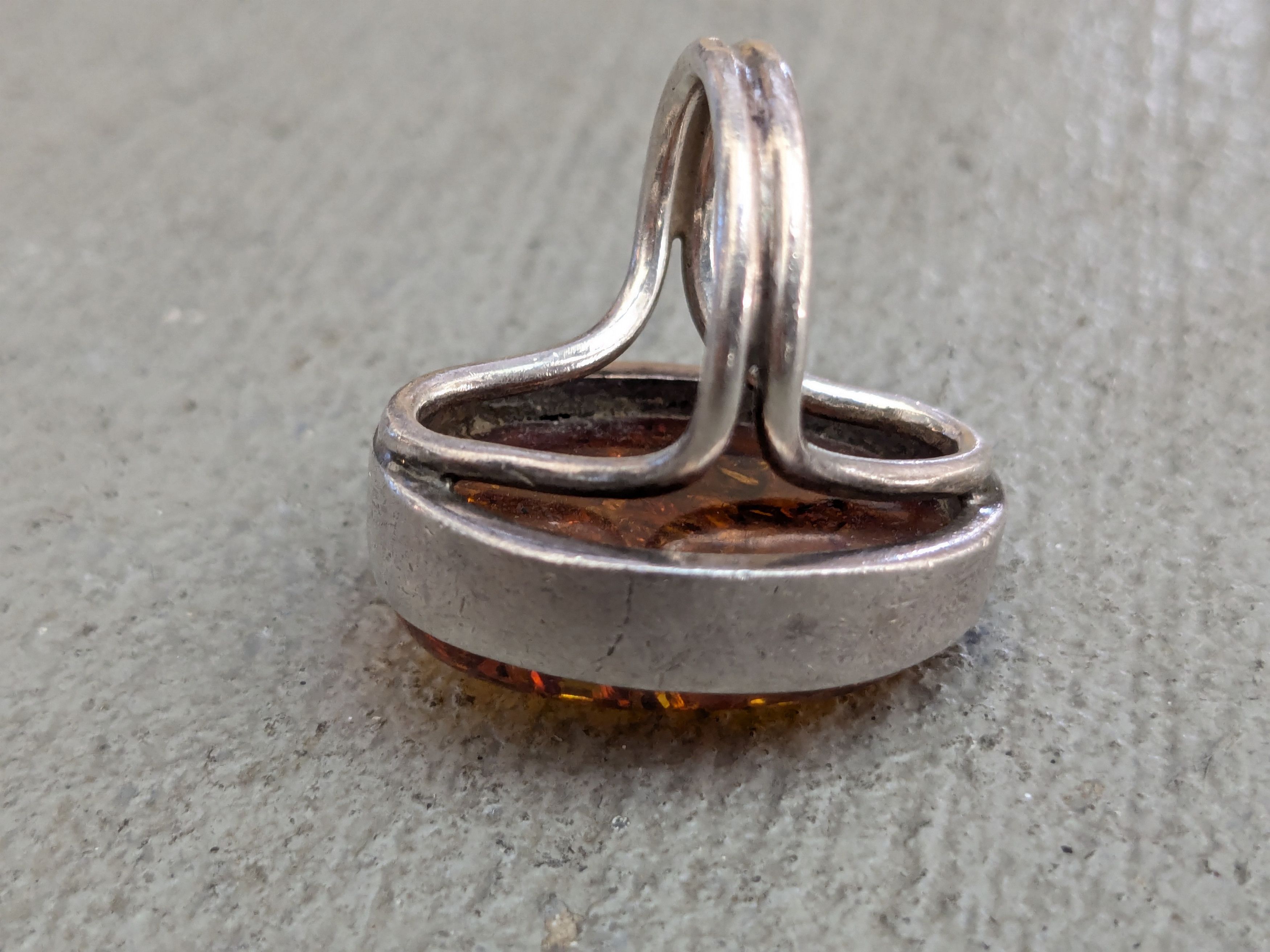 Vintage Vintage Sterling Silver Ring Orange Amber Oval Size ONE SIZE - 6 Thumbnail