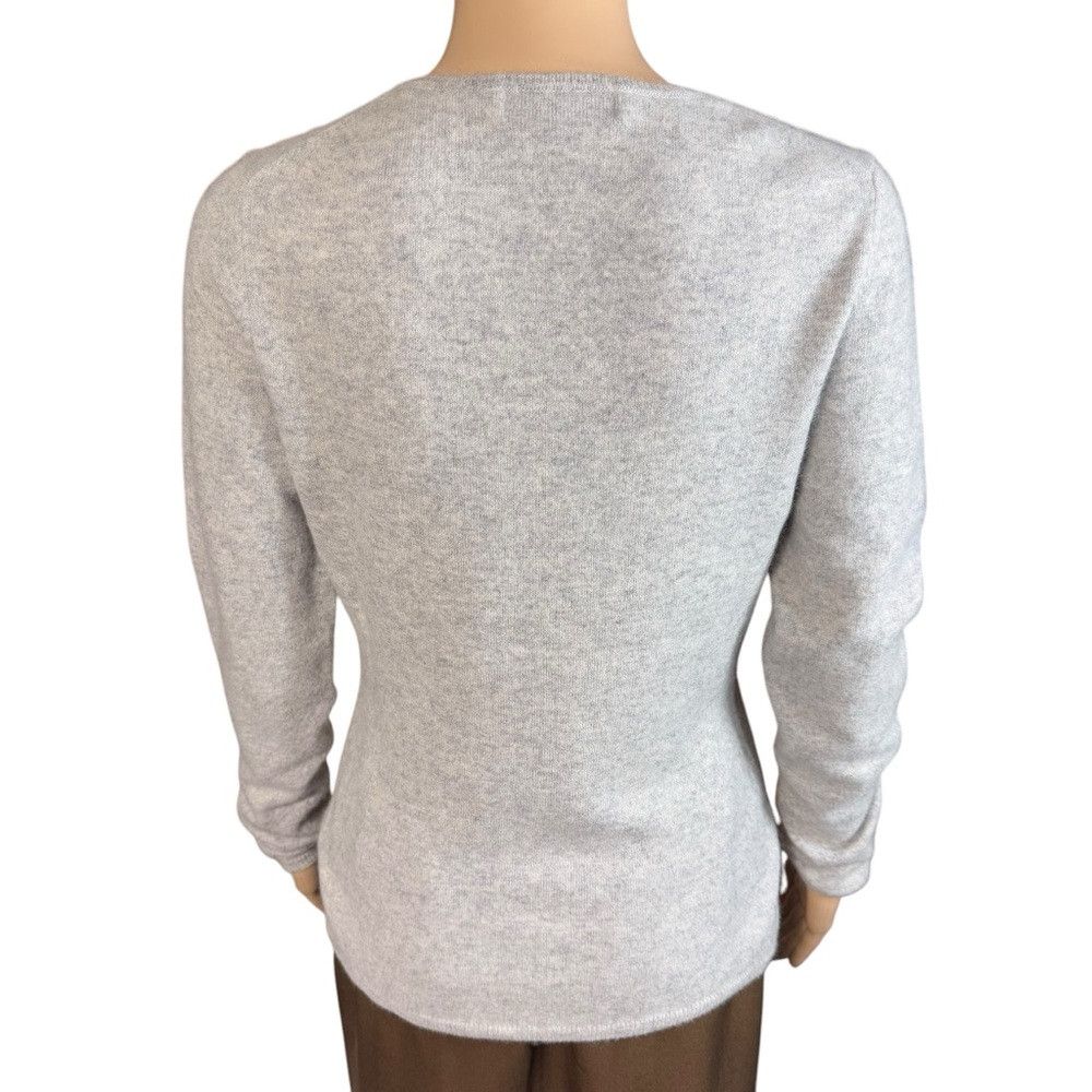 Other Cashmere Box 100% Cashmere Light Grey V-Neck Sweater Size L Size L / US 10 / IT 46 - 4 Thumbnail