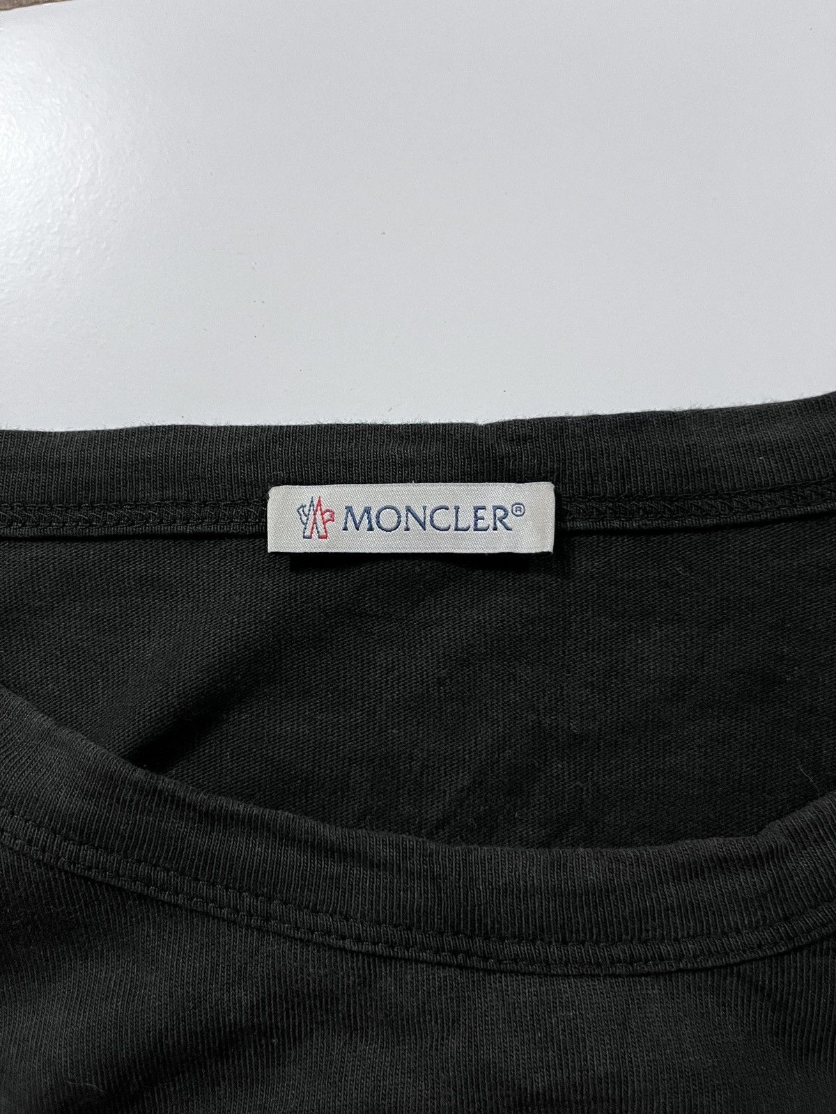 Moncler moncler longsleeve Size US L / EU 52-54 / 3 - 4 Thumbnail