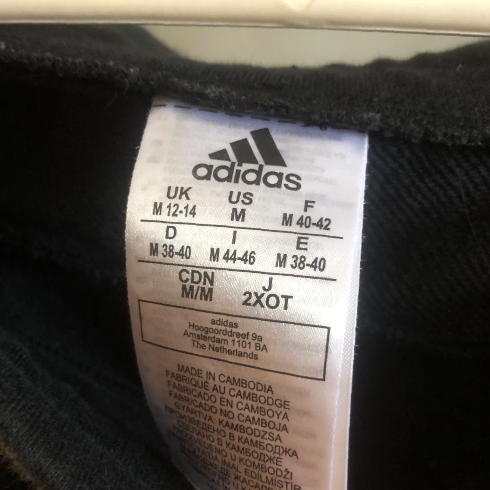 Adidas Adidas Black Sweat Shorts Graphic Logo Print Spellout Drawstring Size M Medium Women Regular Sweat Activewear Gym & Training Black 90s? Size 32" / US 10 / IT 46 - 3 Thumbnail