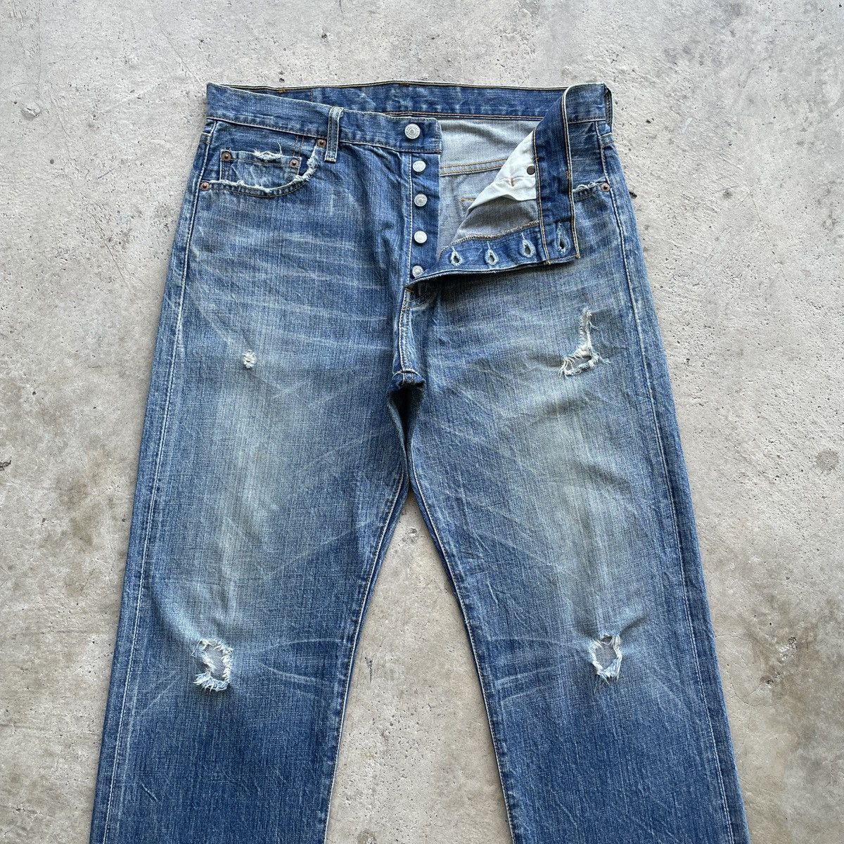 Levi's Vintage Levi’s 501 Distressed Jeans Pants Denim Faded W34 Size US 34 / EU 50 - 3 Thumbnail