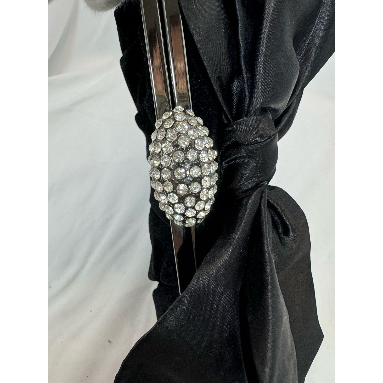 Neiman Marcus Neiman Marcus Black Velvet Vintage Clutch Size ONE SIZE - 3 Thumbnail