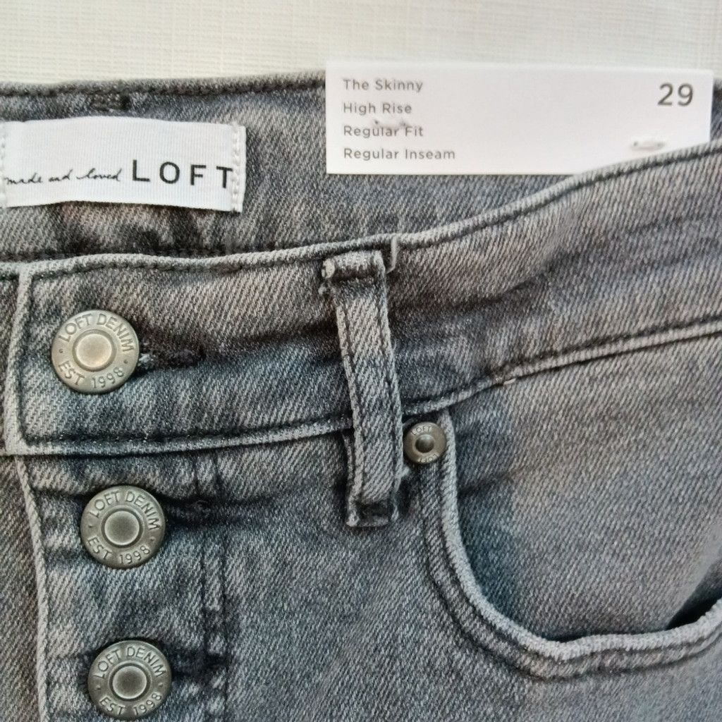 Loft LOFT Button Front Skinny Jeans Light Vapor Gray Size 29 NWT Size 29" - 4 Thumbnail