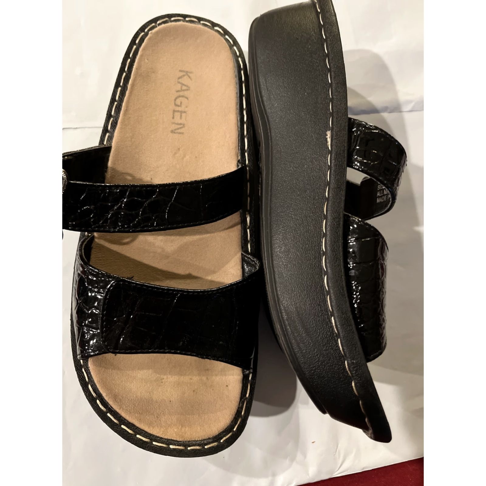 Skagen KAGEN Black Patent Leather Dressy SANDALS Silver Buckle Wedges Flat Women’s 7 Slip On Size M / US 6-8 / IT 42-44 - 5 Thumbnail