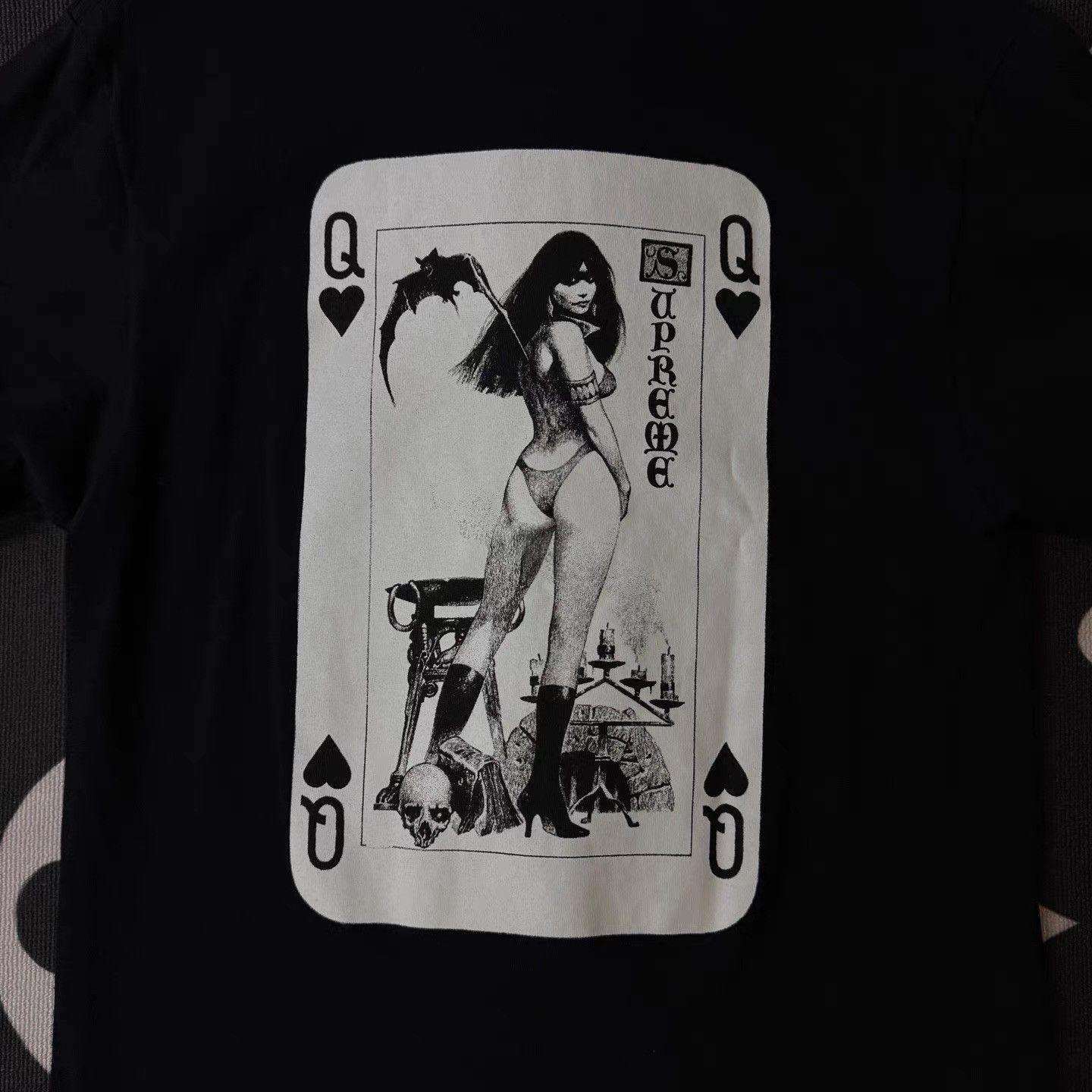 Supreme Supreme Black Playing Cards Short Sleeve T-shirt Q10 Size US M / EU 48-50 / 2 - 2 Thumbnail