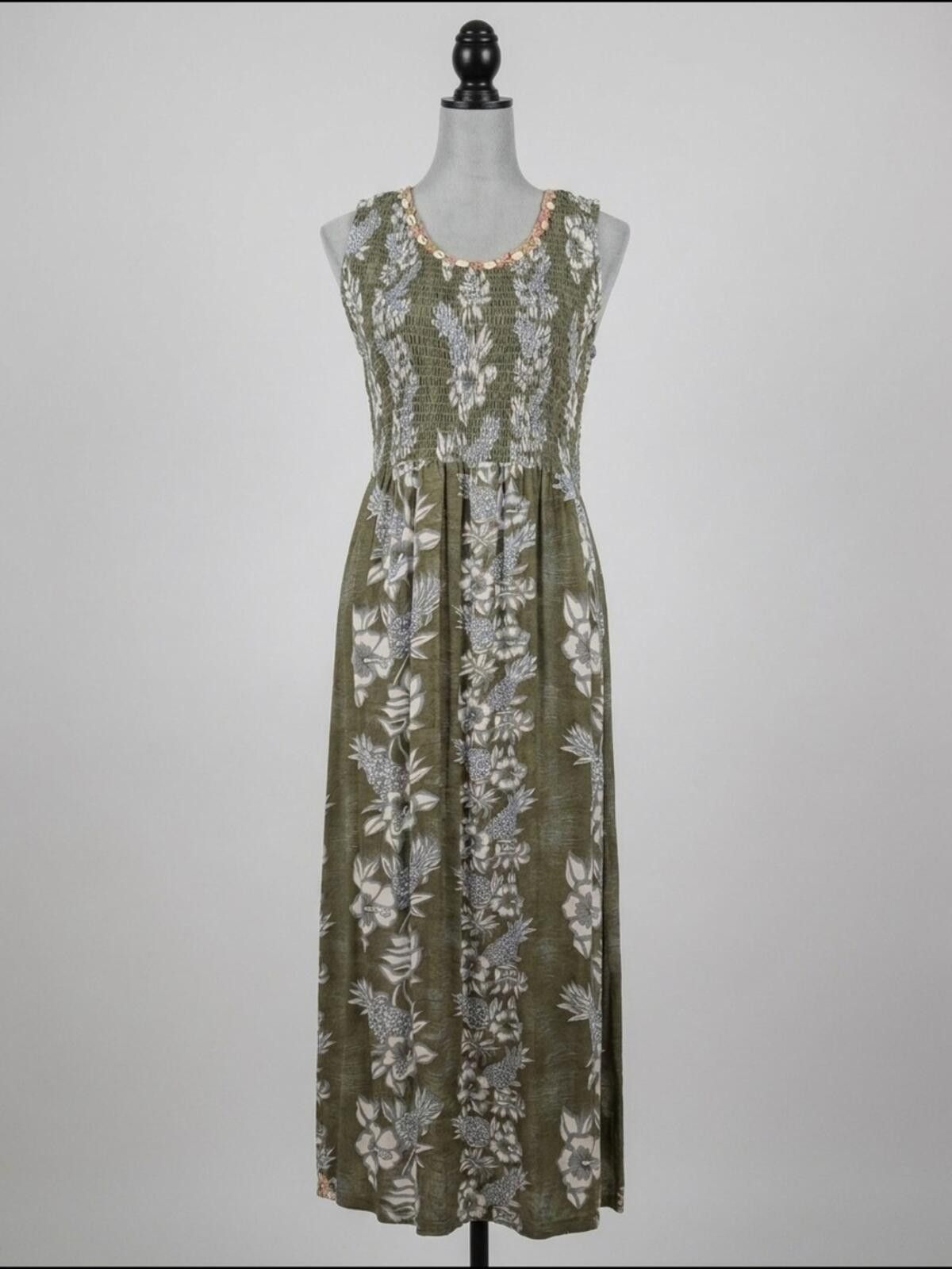 Other Sleeveless Olive Floral Smocked Maxi Dress Size M / US 6-8 / IT 42-44 - 1 Thumbnail