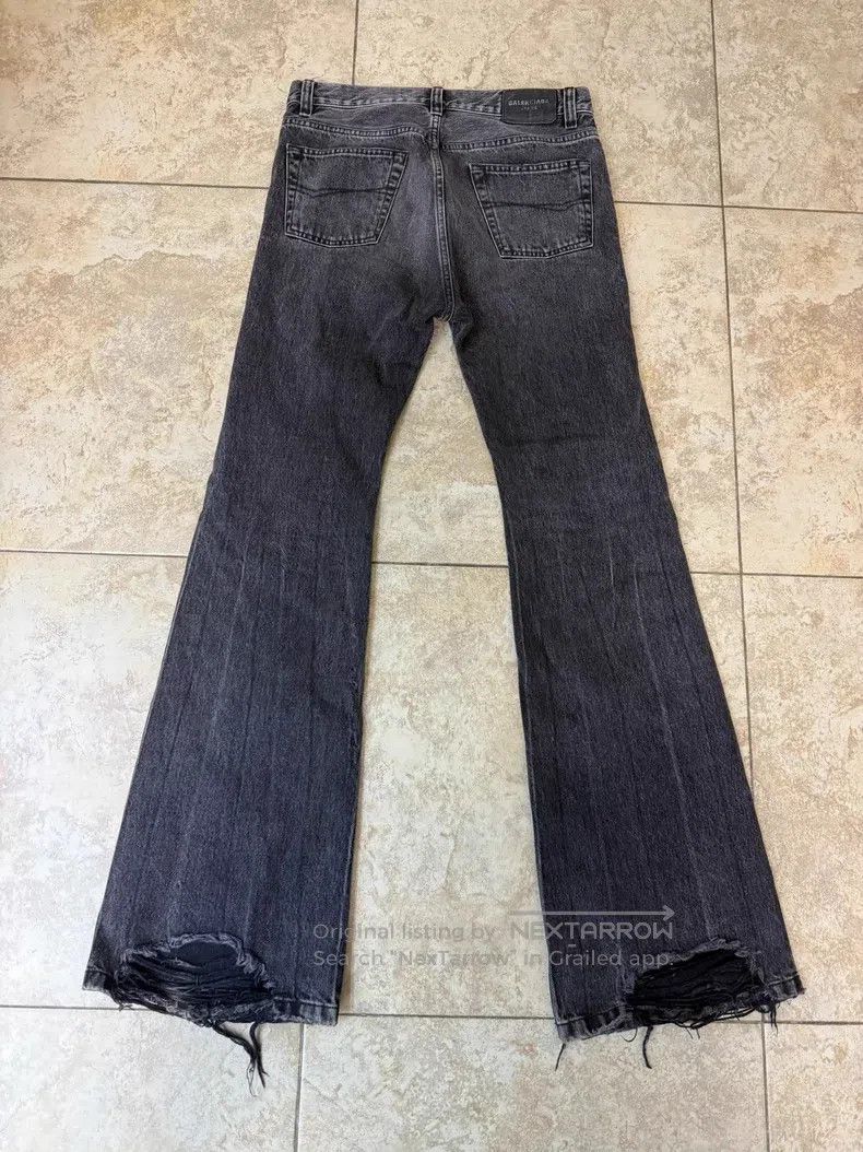 Balenciaga Balenciaga size XXS Bell-bottom jeans Size US 27 - 2 Thumbnail