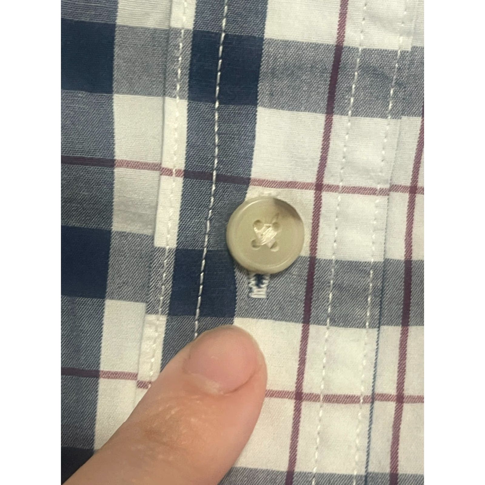 The Mountain Blue Mountain Shirt Mens Medium Plaid Button-Down Long Sleeve Red White Blue Size US M / EU 48-50 / 2 - 5 Thumbnail