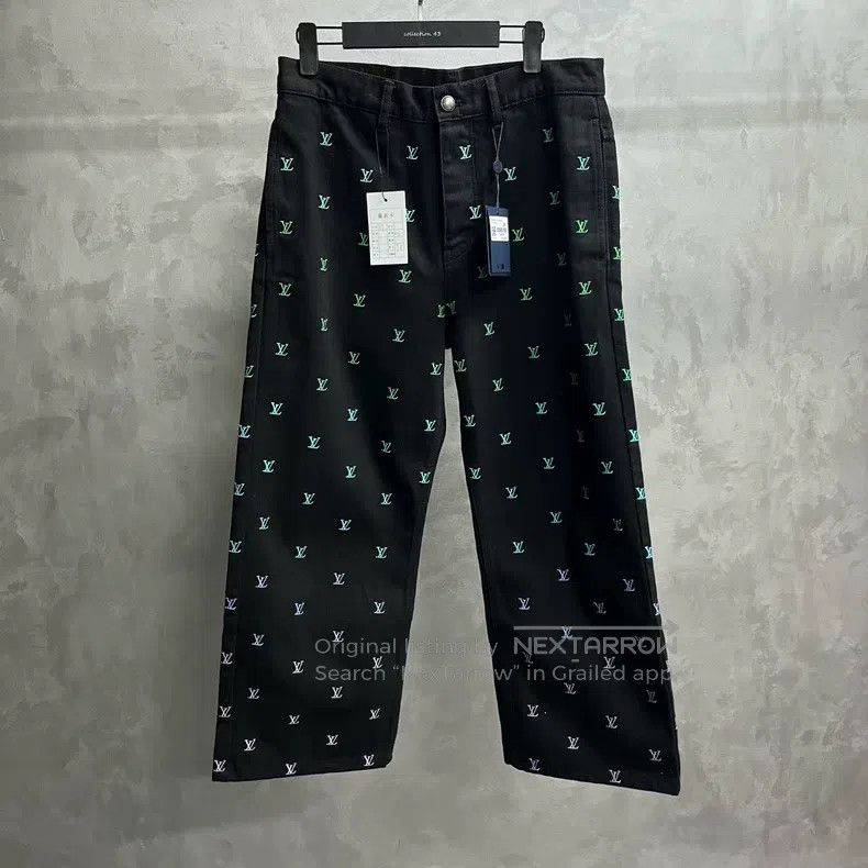 Louis Vuitton Louis Vuitton 25 Newest Black Logo Print Pocket Zip Trouse Size US 29 - 1 Thumbnail