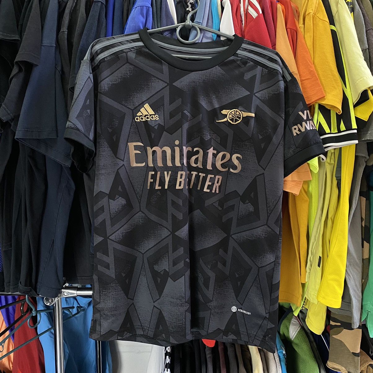 Vintage Vintage Adidas Fc Arcenal Emirates 2022 soccer jersey Size US S / EU 44-46 / 1 - 1 Thumbnail