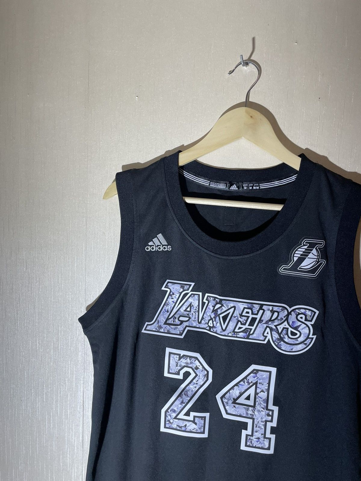 Adidas × NBA Adidas Lakers NBA #24 Kobe Bryant Diamond jersey Size US M / EU 48-50 / 2 - 10 Thumbnail