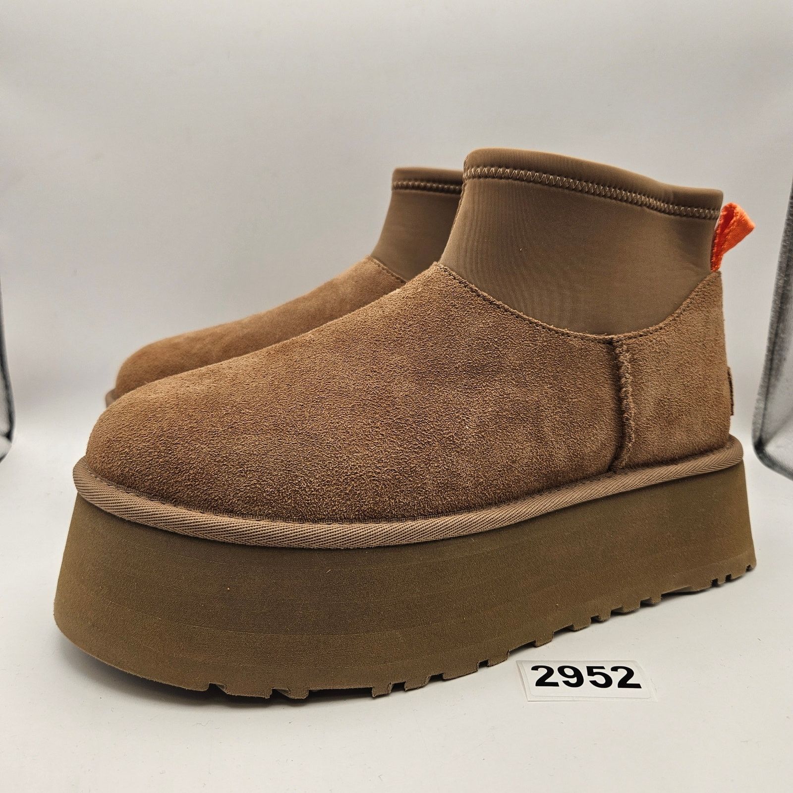 Ugg UGG WOMEN'S 8 CLASSIC MINI DIPPER PLATFORM BOOTS 1168170 Size US 8 / IT 38 - 1 Thumbnail