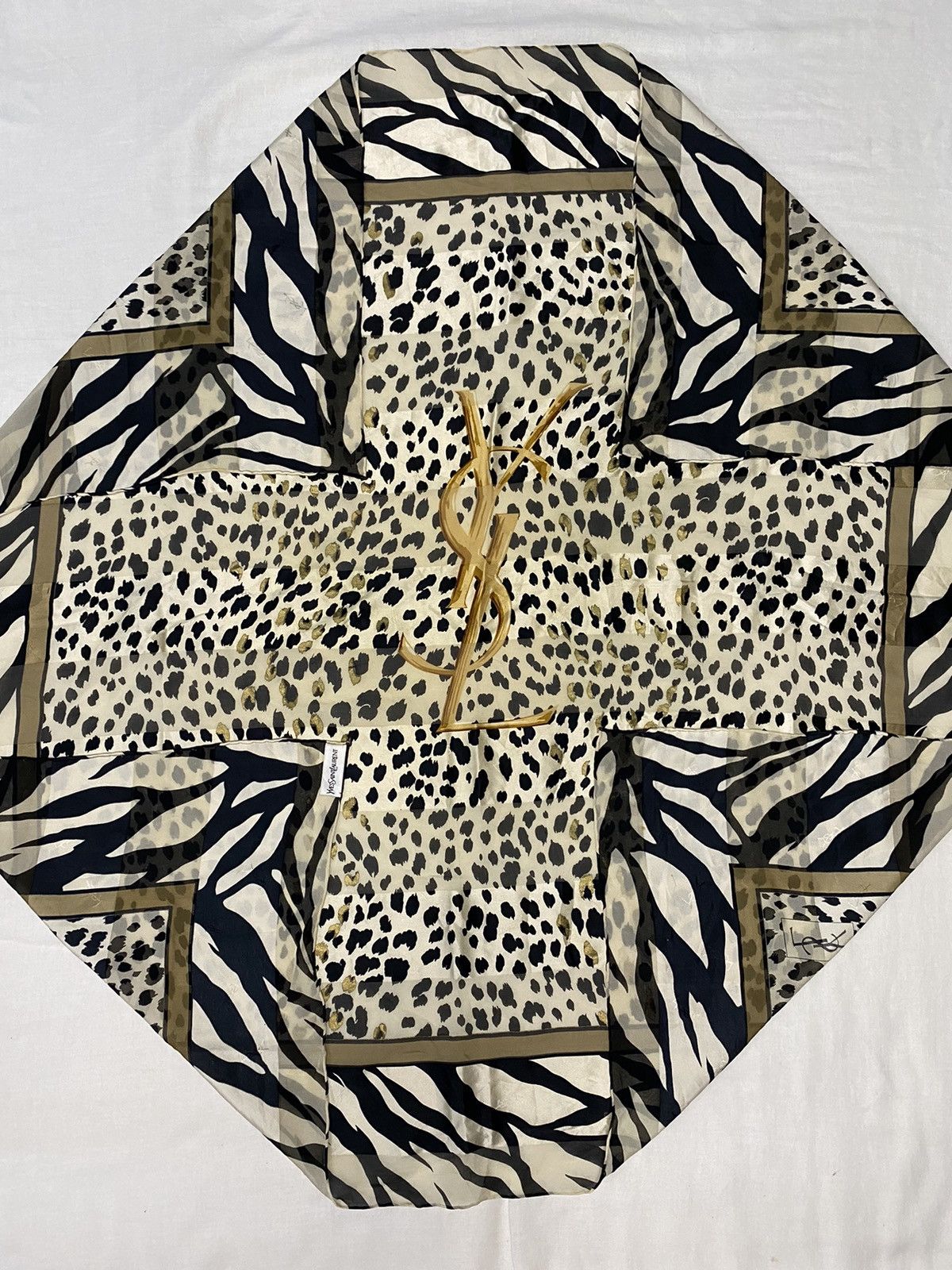 Yves Saint Laurent Vintage Yves Saint Laurent Leopard Silk Scarf Scarves Size ONE SIZE - 2 Thumbnail