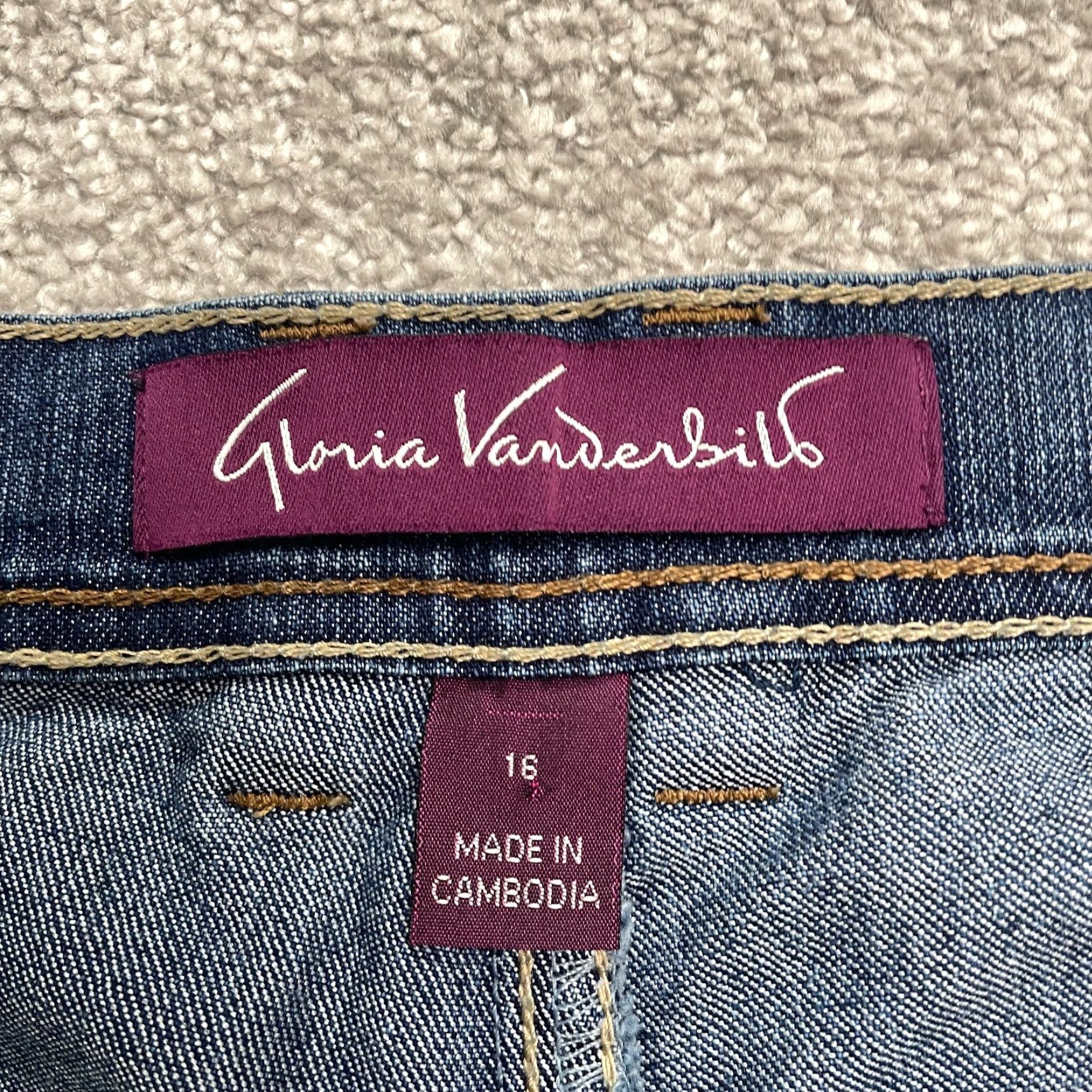 Gloria Vanderbilt VINTAGE Gloria Vanderbilt Amanda Denim Jeans Womens 16 Blue Medium Wash Straight 36x28.5 Women's Jeans Slim Fit? Size 38" / US 16 / IT 52 - 6 Thumbnail