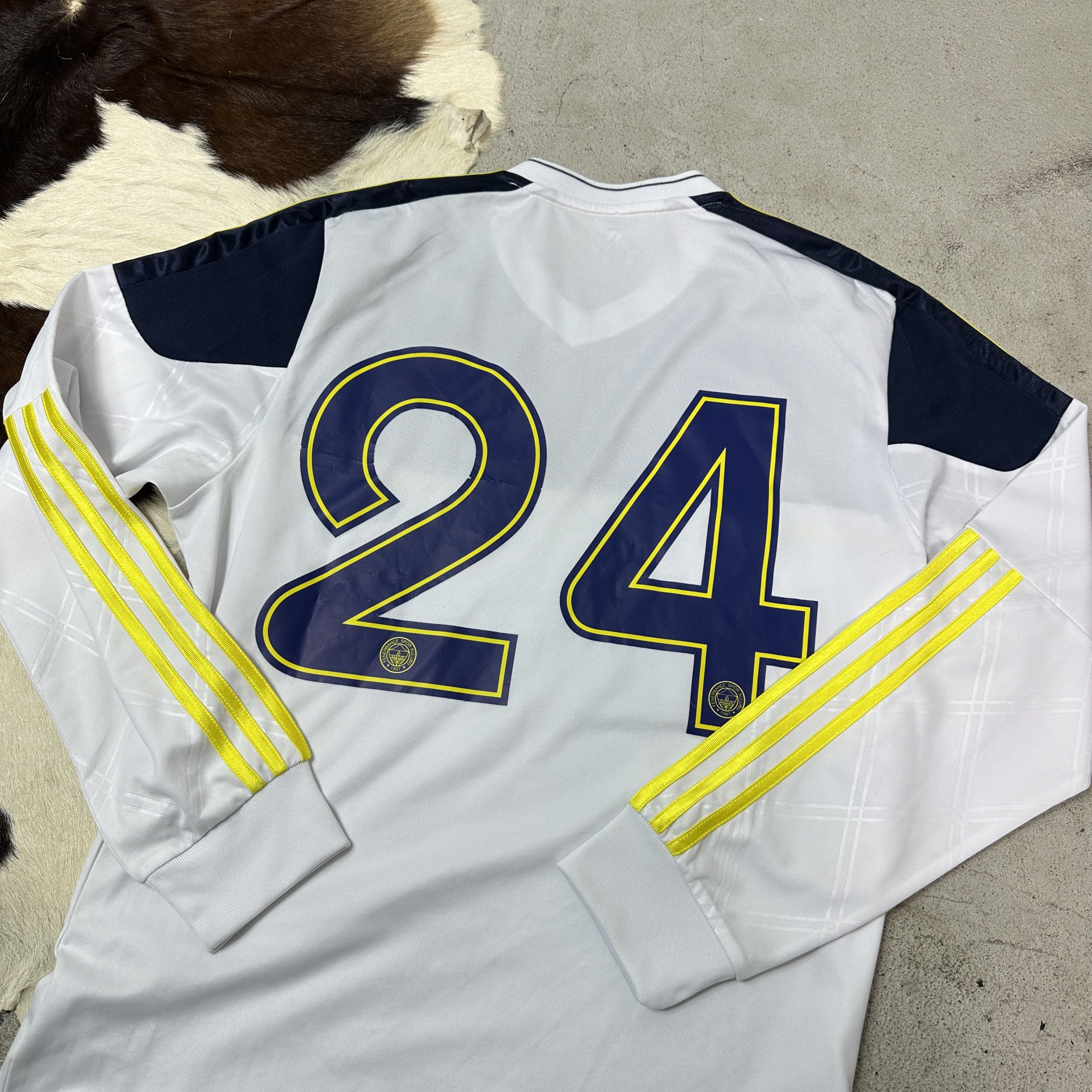 Adidas Vintage Adidas Fenerbahce 12/13 Longsleeve Jersey Y2K Size US L / EU 52-54 / 3 - 6 Thumbnail
