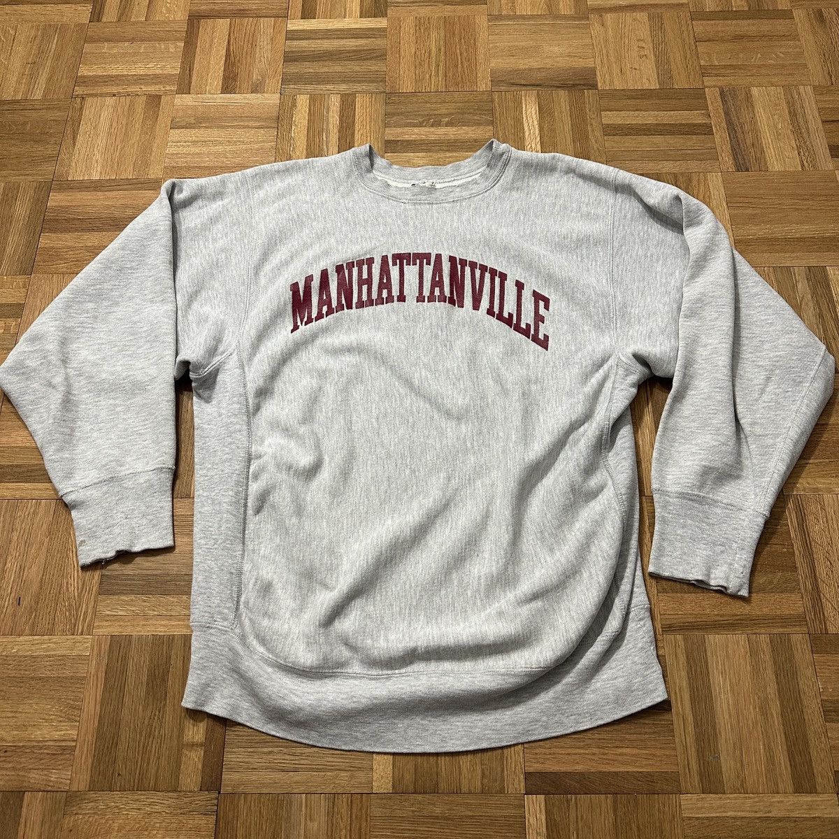 Champion Vintage Manhattanville University Reverse Weave sweatshirt Size US XXL / EU 58 / 5 - 1 Thumbnail