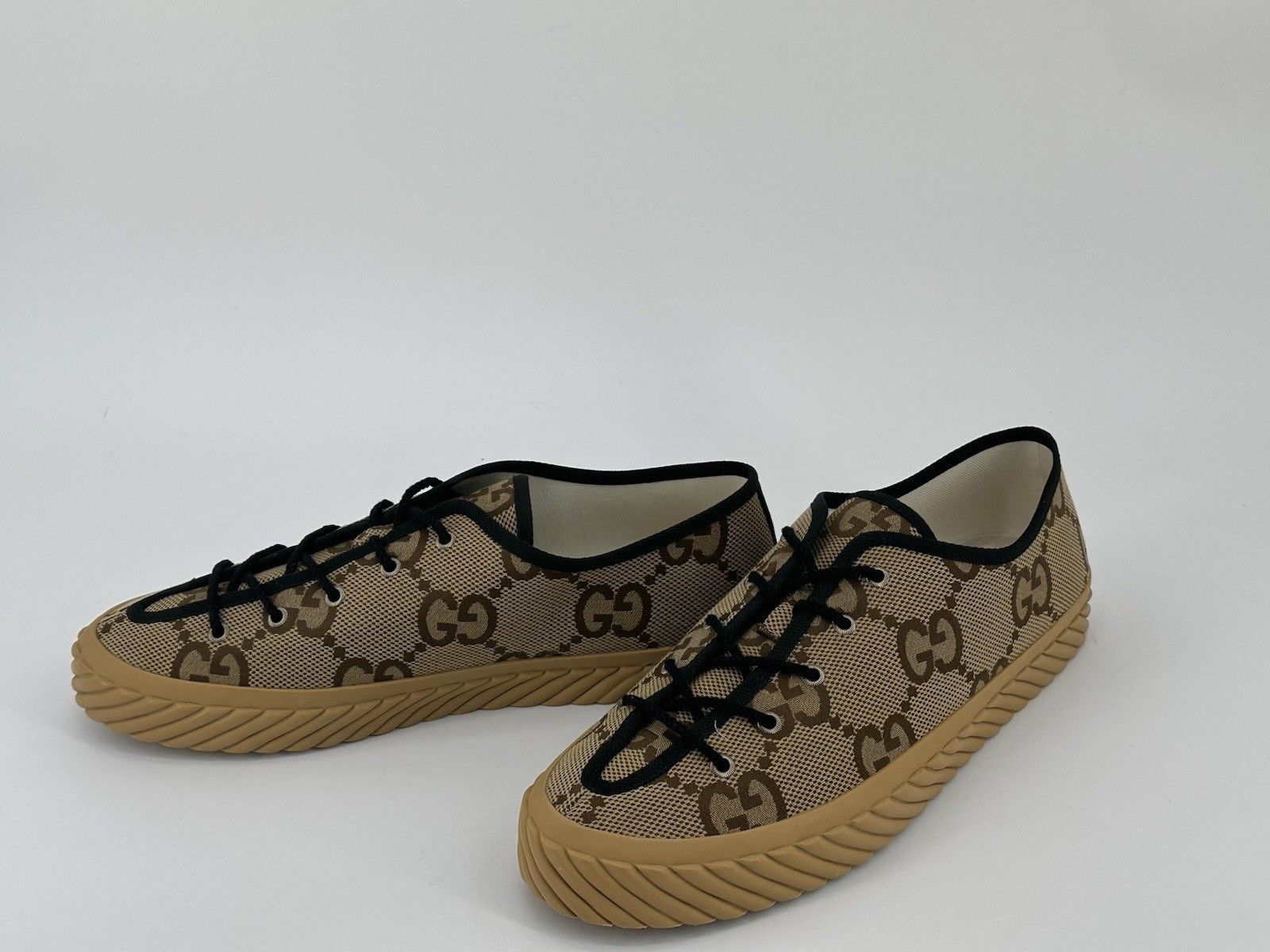 Gucci Size-EU-48/UK-14/US-15 Size US 15 / EU 48 - 6 Thumbnail