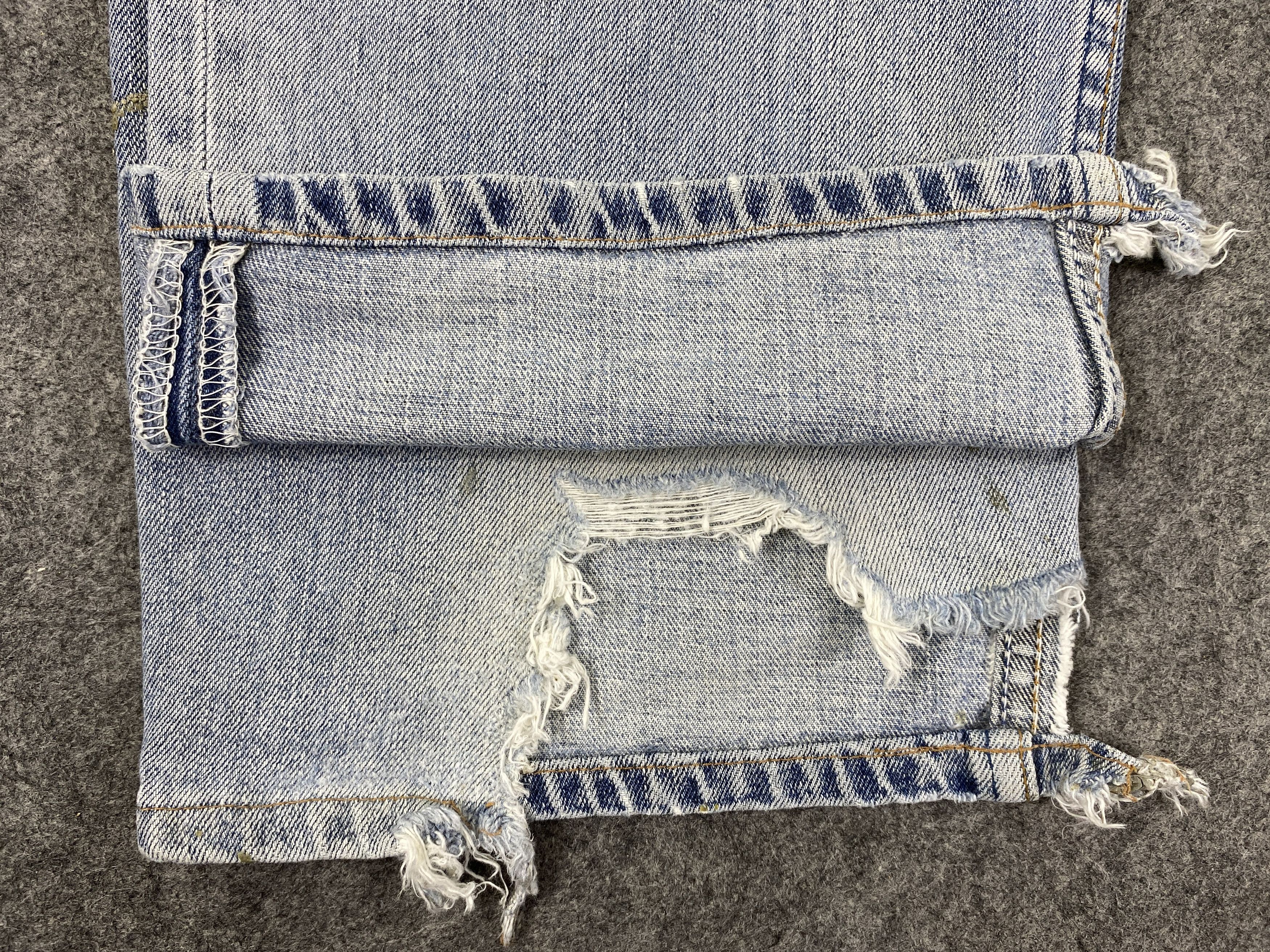Levi's Light Blue Wash Vintage Levi's 502 33x33.5 Denim -JN2025 Size US 33 - 11 Thumbnail