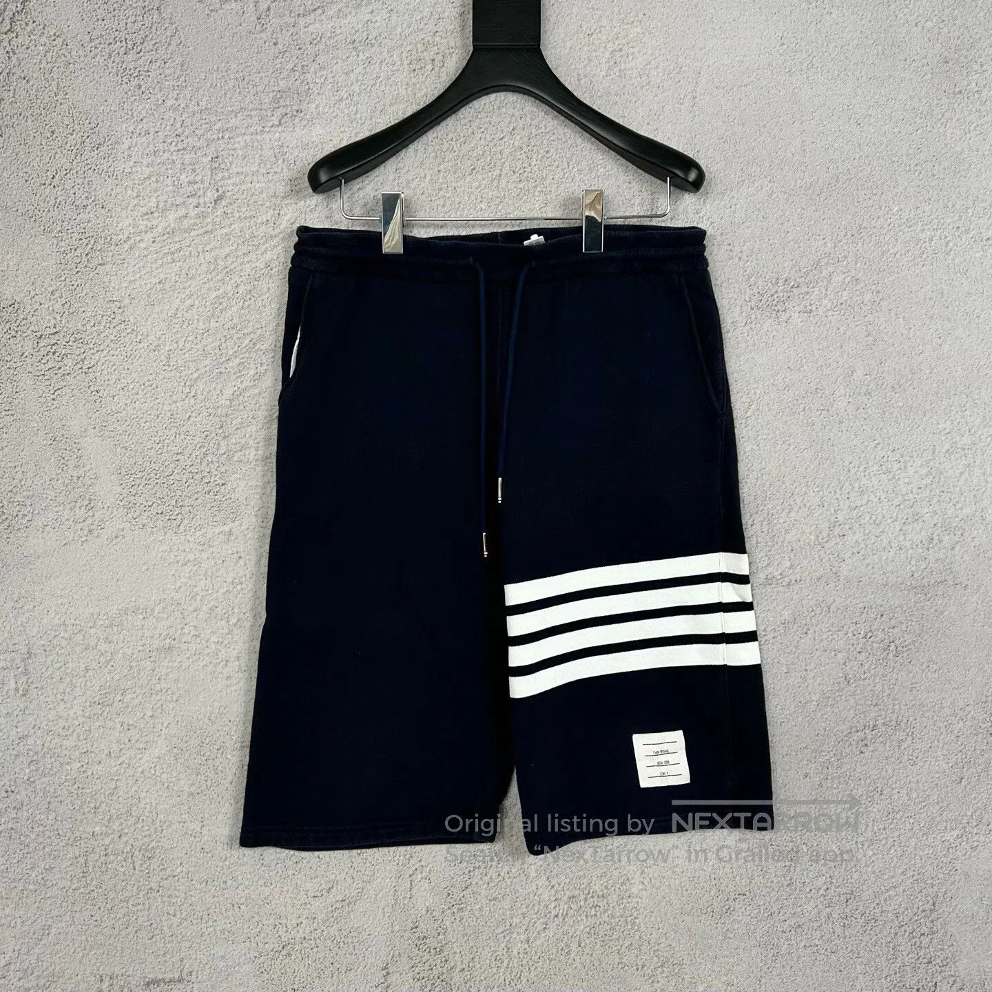 Thom Browne Thom Browne SIZE4 Old Qian's classic striped casual shorts Size US 34 / EU 50 - 1 Thumbnail