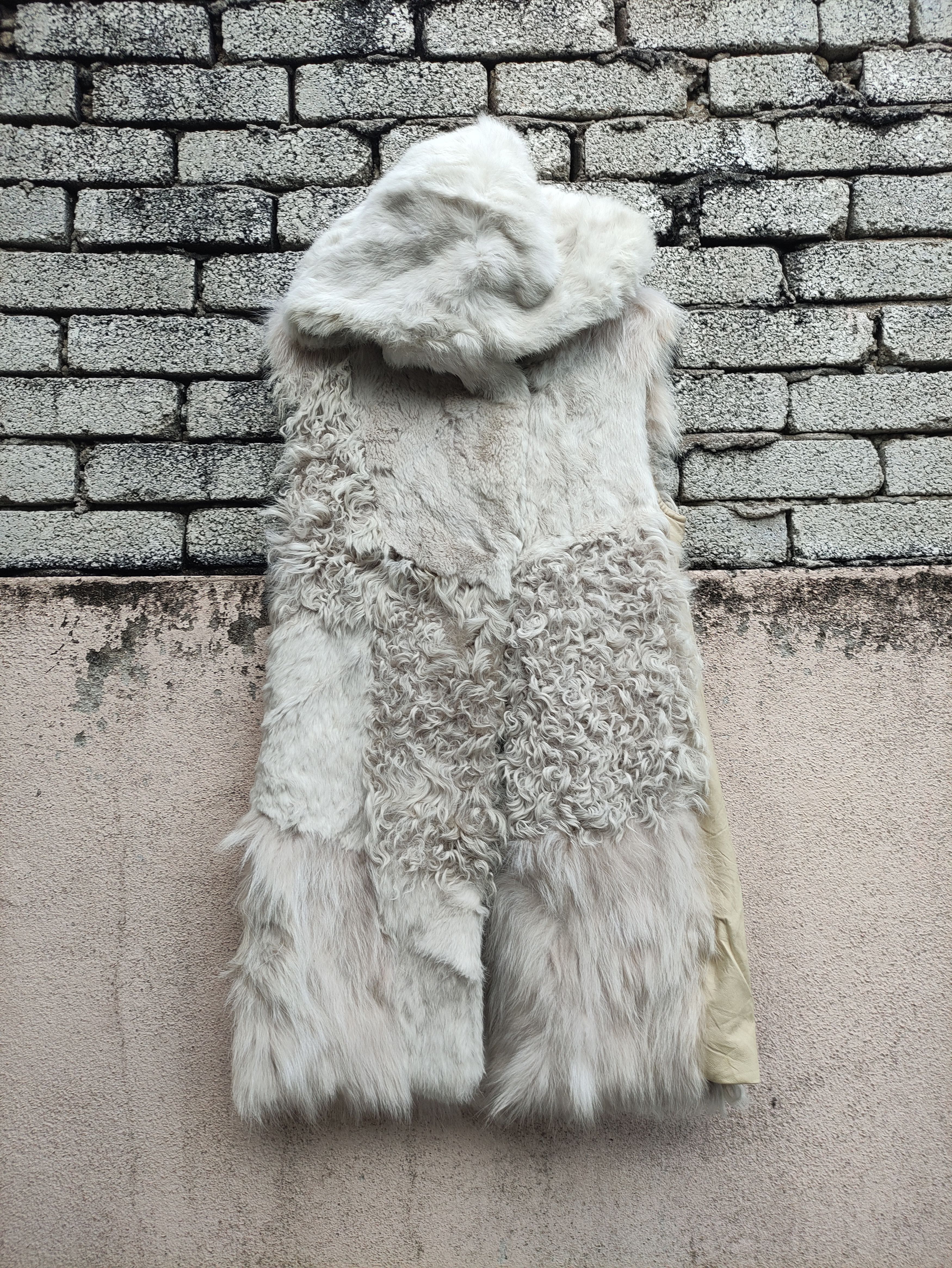 Japanese Brand D'deMOO PATCHWORK FAUX FUR RABBIT RACCOON GILET VEST HOODED Size S / US 4 / IT 40 - 4 Thumbnail