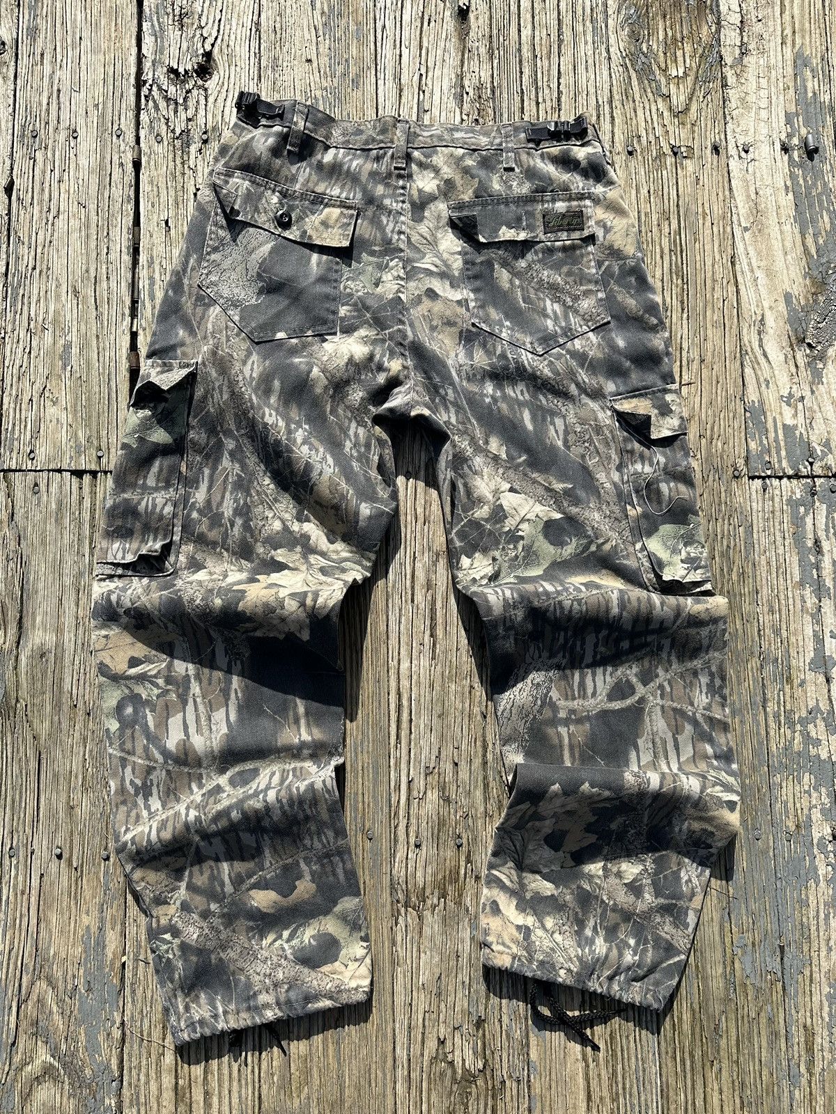 image of Crazy Y2K Baggy Mossy Oak Realtree Camo Cargo Pants Vintage, Men's (Size 34)