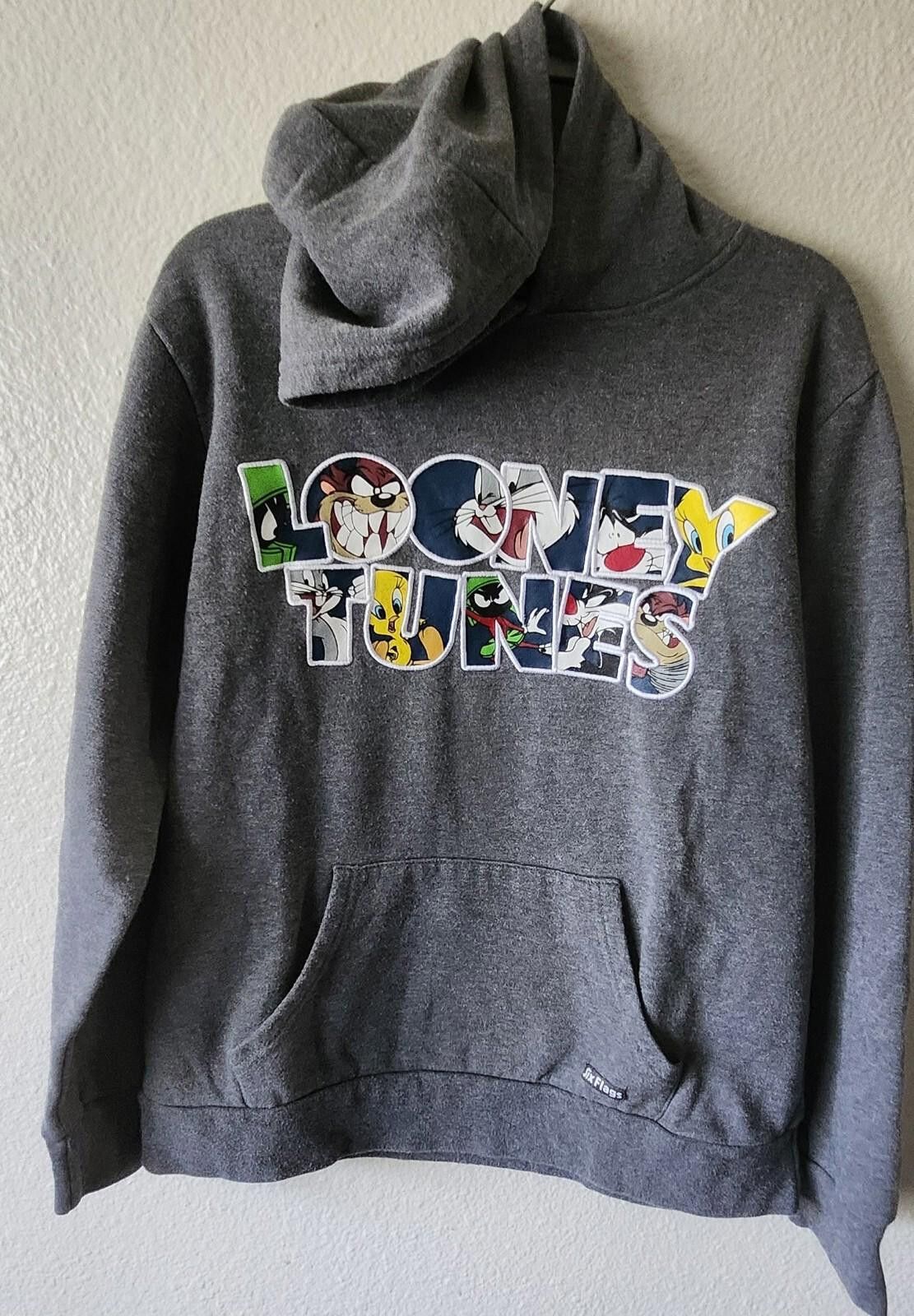 Designer Looney Tunes Six Flags Gray Pullover Hoodie / Size XL / EUC Size XL / US 12-14 / IT 48-50 - 1 Thumbnail