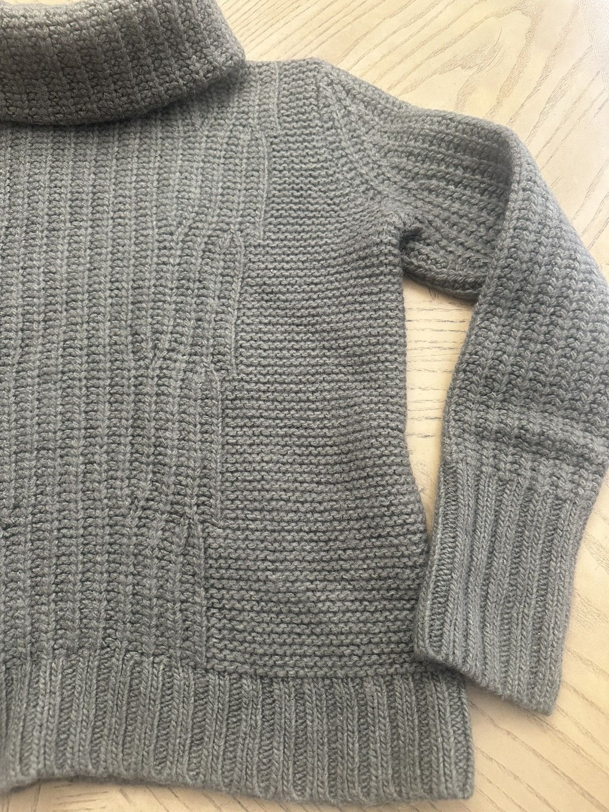 Banana Republic Banana Republic Turtleneck Sweate Size M / US 6-8 / IT 42-44 - 3 Thumbnail