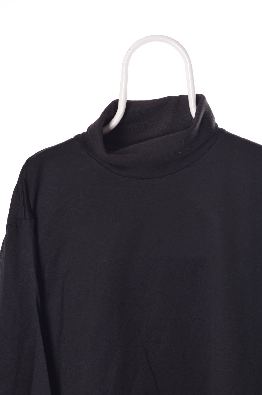 Jun Takahashi UNIQLO UNDERCOVER TURTLENECK SWEATER size L Size US L / EU 52-54 / 3 - 2 Thumbnail