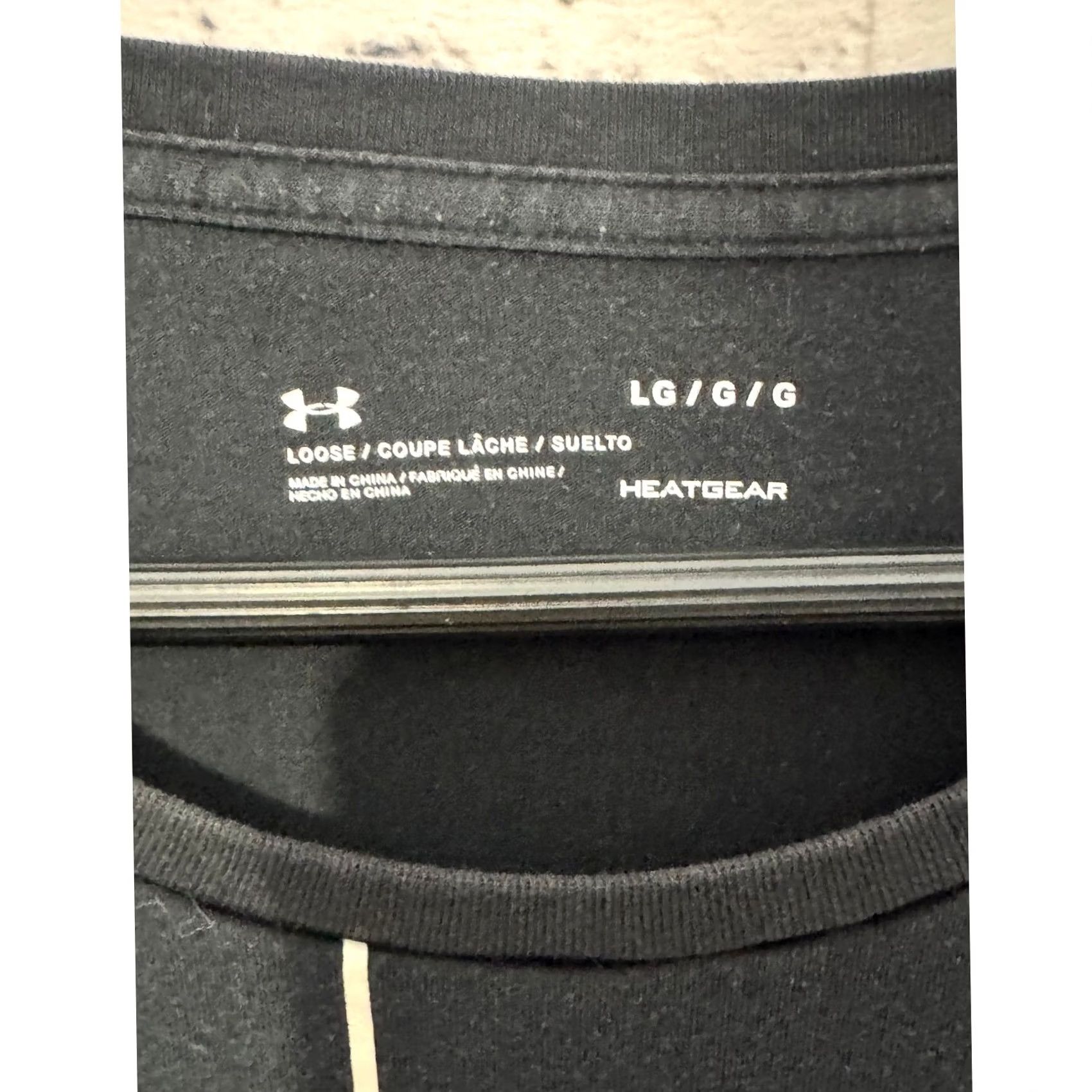 Under Armour Under Armour Graphic T Shirt Mens Large Loose HeatGear Black Crew Neck Short Sleeve Logo Pattern Size US L / EU 52-54 / 3 - 5 Thumbnail