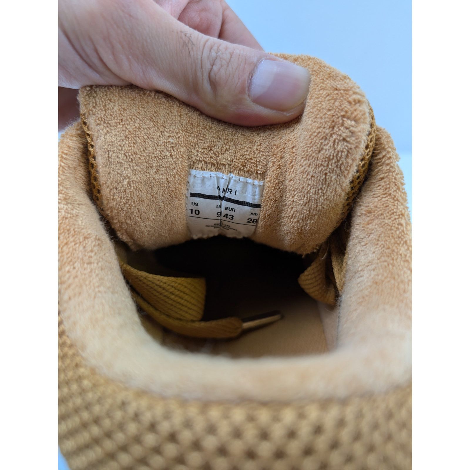 Amiri o1rshd1 Nubuck MA-1 Sneaker shoe in Wheat/Brown Size US 10 / EU 43 - 16 Thumbnail