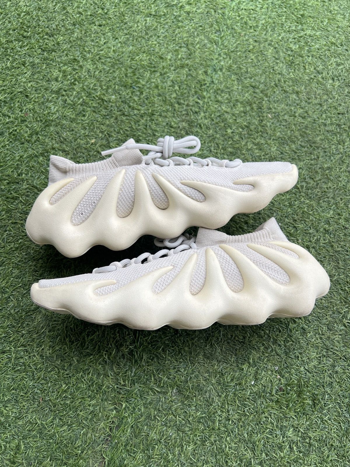 Yeezy 🇩🇪Adidas Yeezy 450 Cloud White H68038 Made in Germany Size US 10.5 / EU 43-44 - 3 Thumbnail