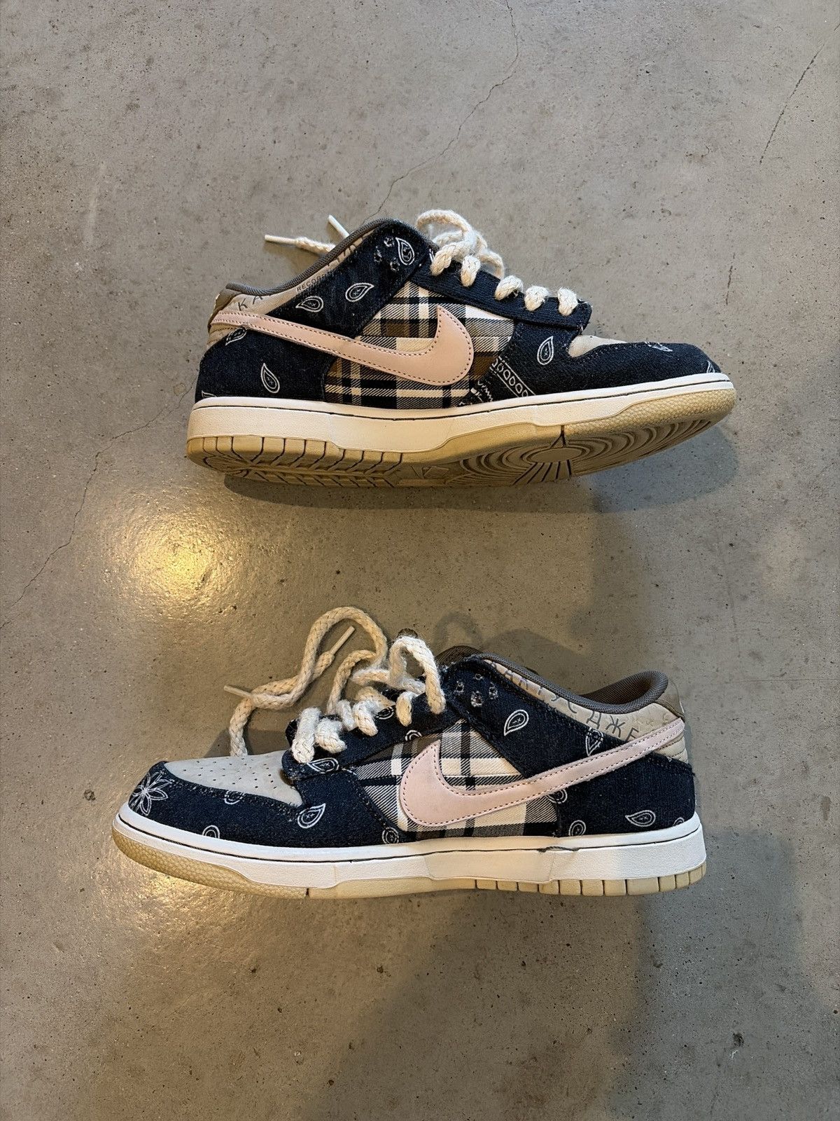 Nike × Travis Scott Travis Scott Cactus Jack × Nike SB Size US 10.5 / EU 43-44 - 3 Thumbnail