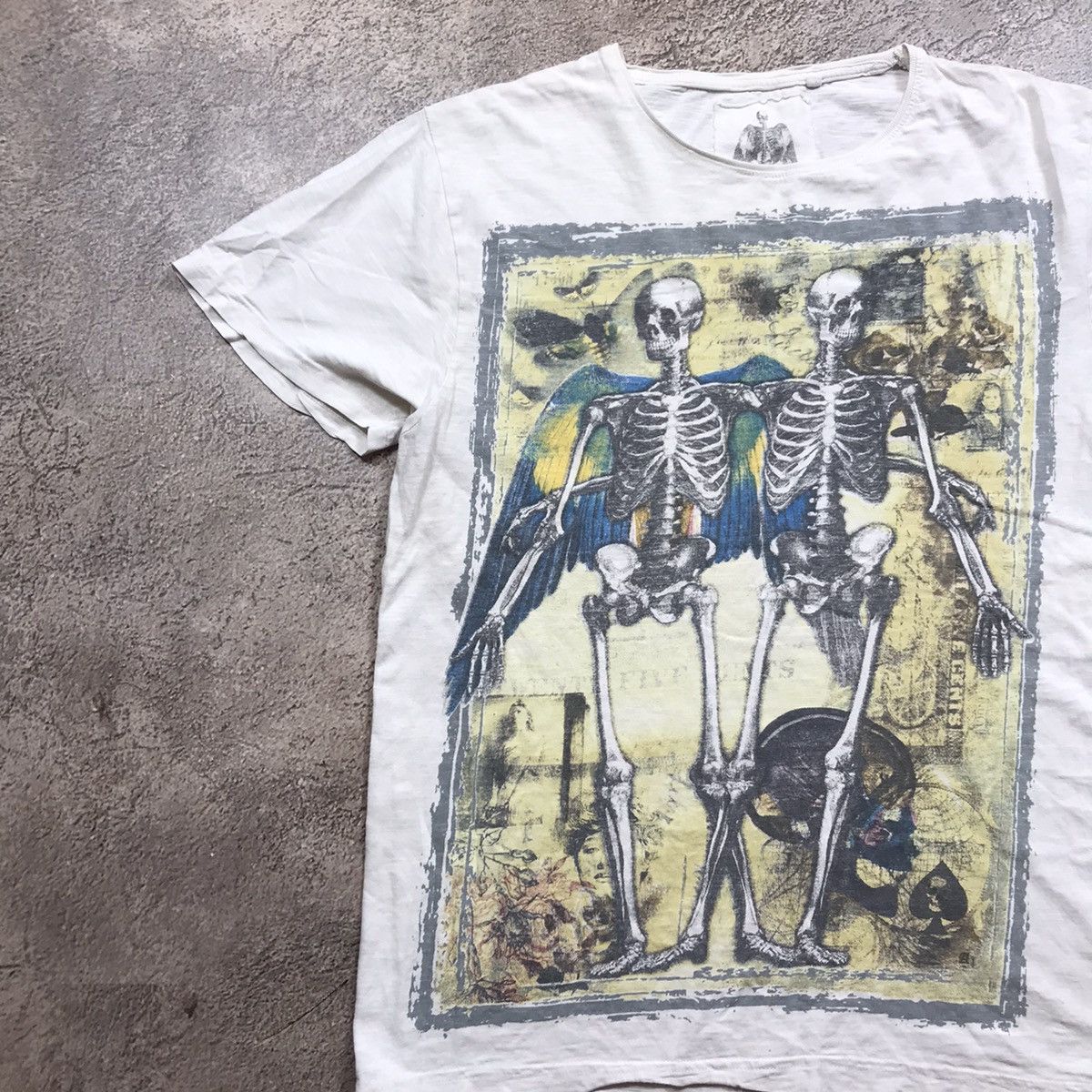 Vintage Vintage Y2K Sun Faded Graphic Tee Skulls Grunge Streetwear M Size US M / EU 48-50 / 2 - 2 Thumbnail