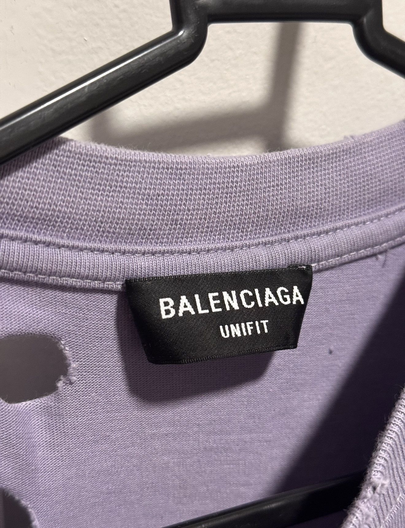 Balenciaga Balenciaga Oversized Distressed Logo Tee Size US M / EU 48-50 / 2 - 3 Thumbnail