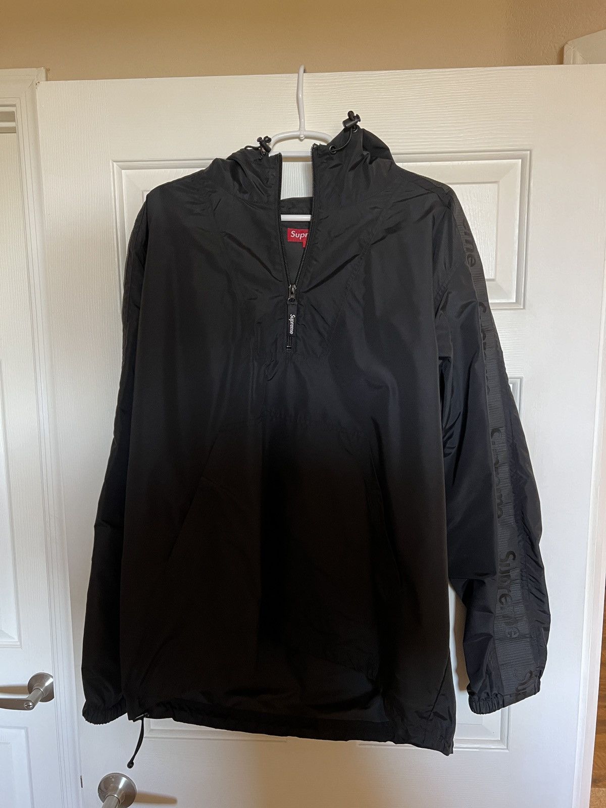 image of Supreme Windbreaker in Black, Men's (Size XL)